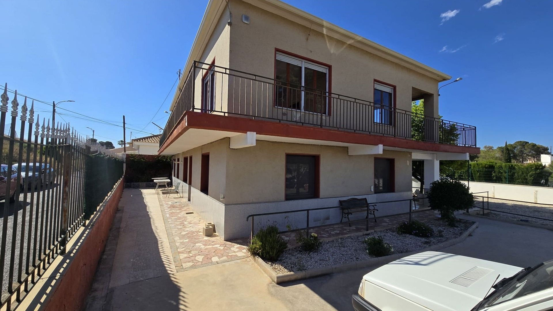 Resale - Freistehende Villa -
Monóvar