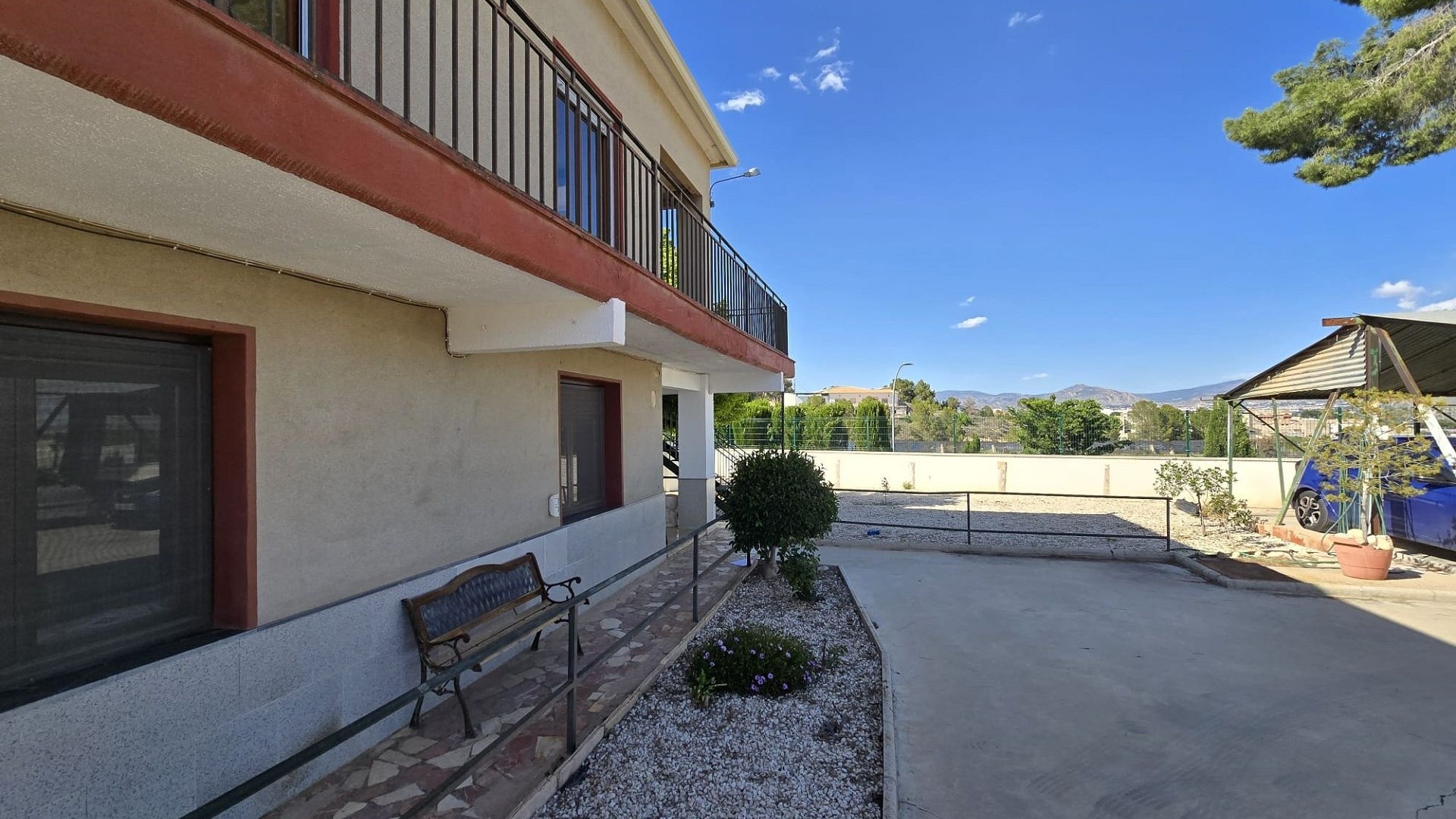 Resale - Freistehende Villa -
Monóvar