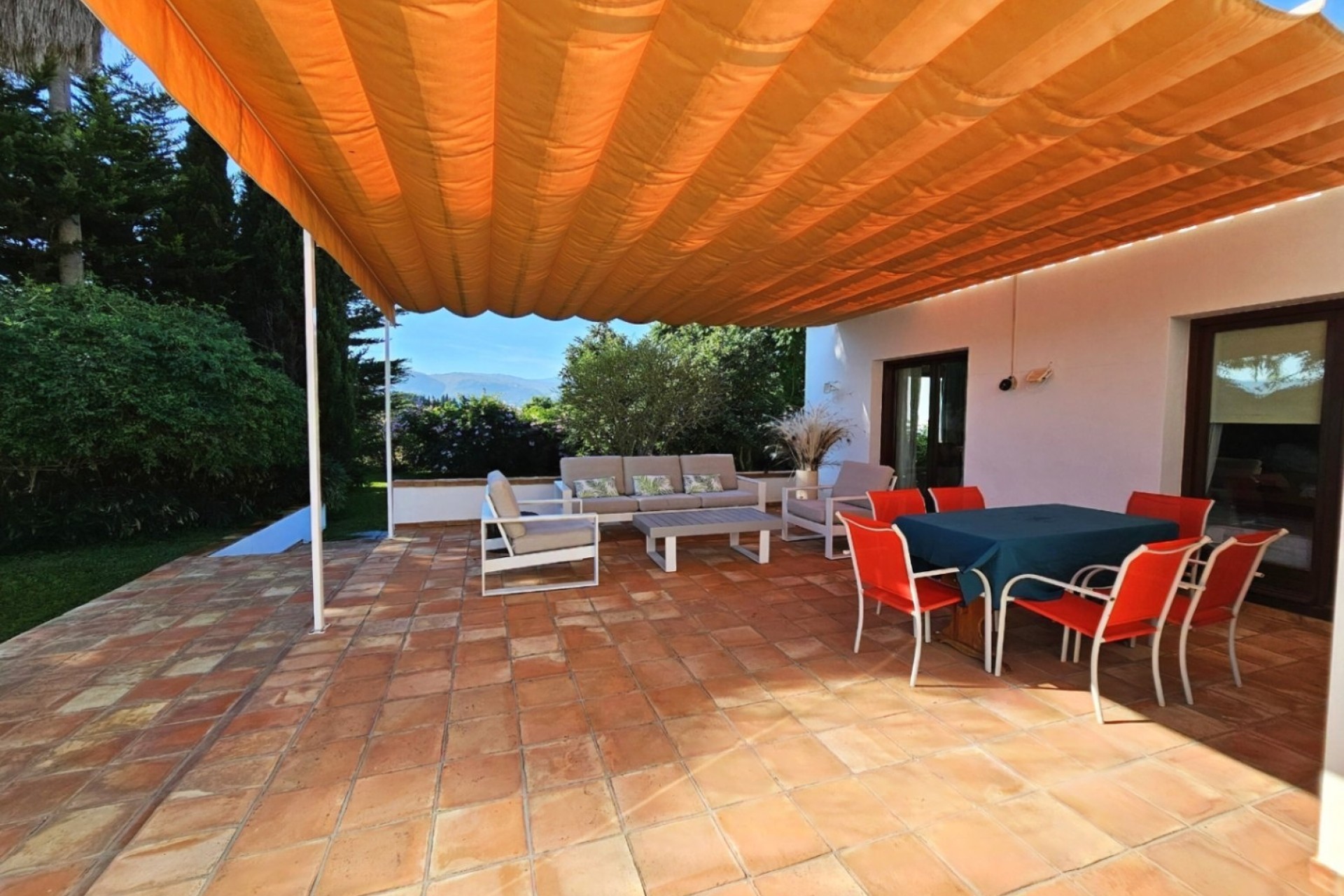 Resale - Freistehende Villa -
Ondara - Inland