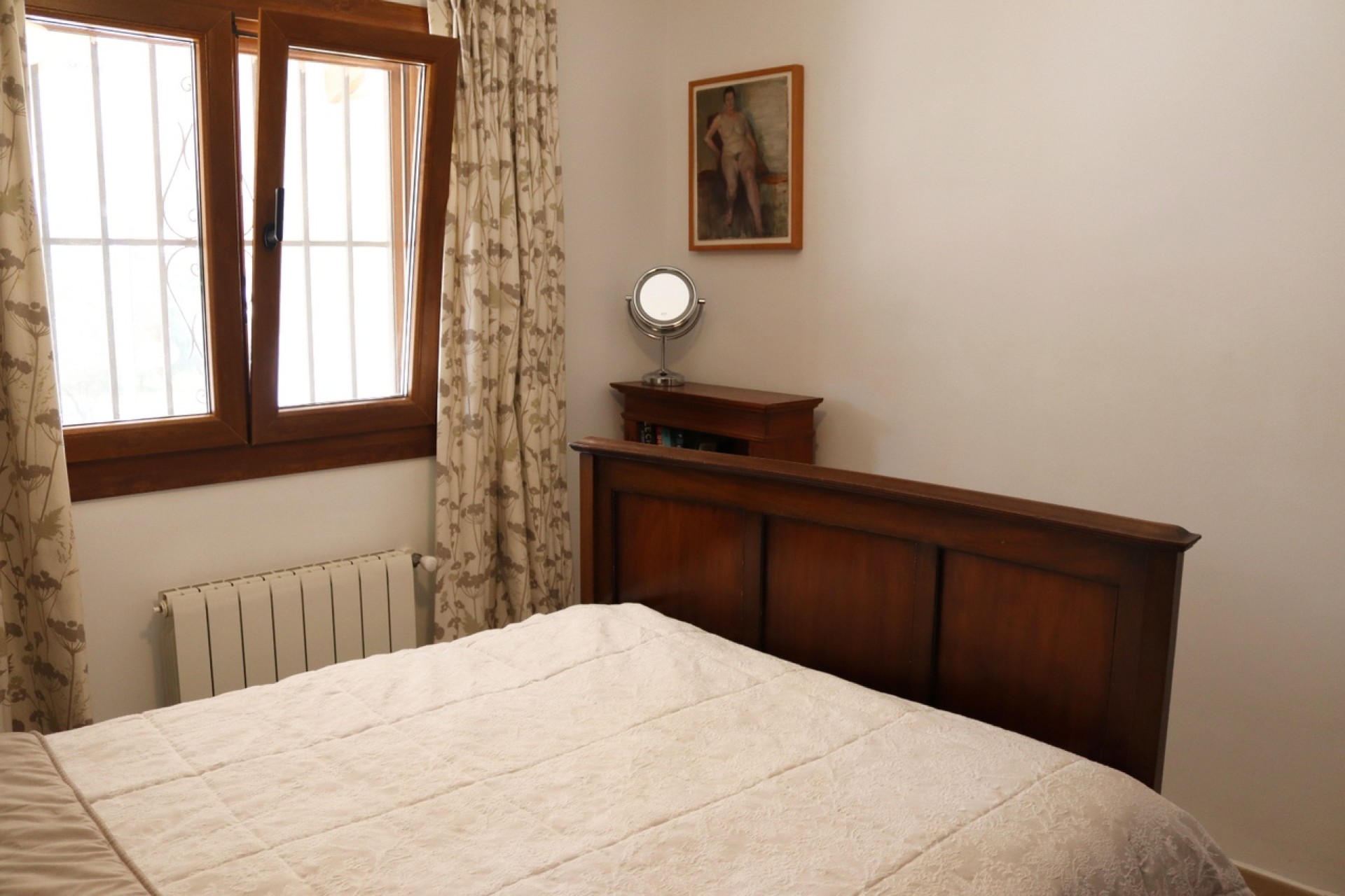 Resale - Freistehende Villa -
Orba - Inland