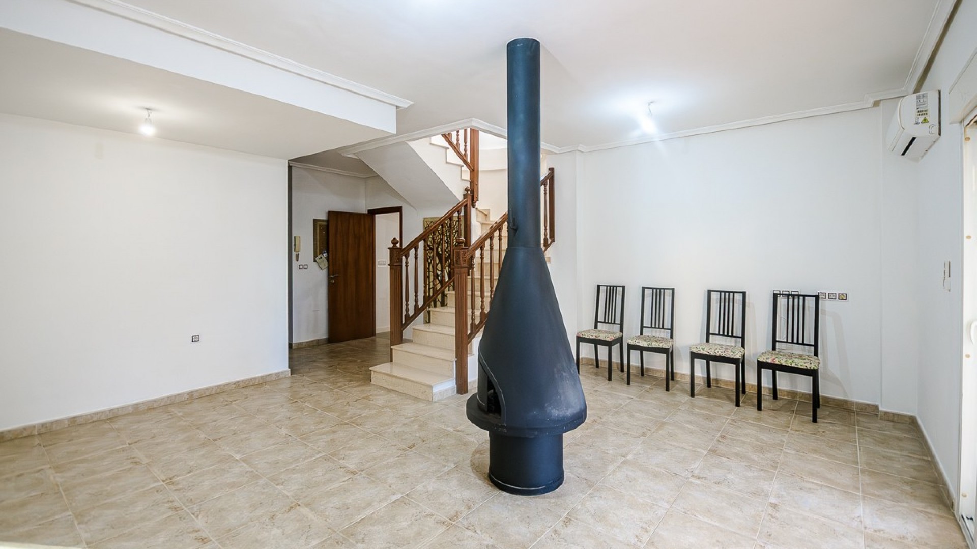 Resale - Freistehende Villa -
Orihuela - Benferri