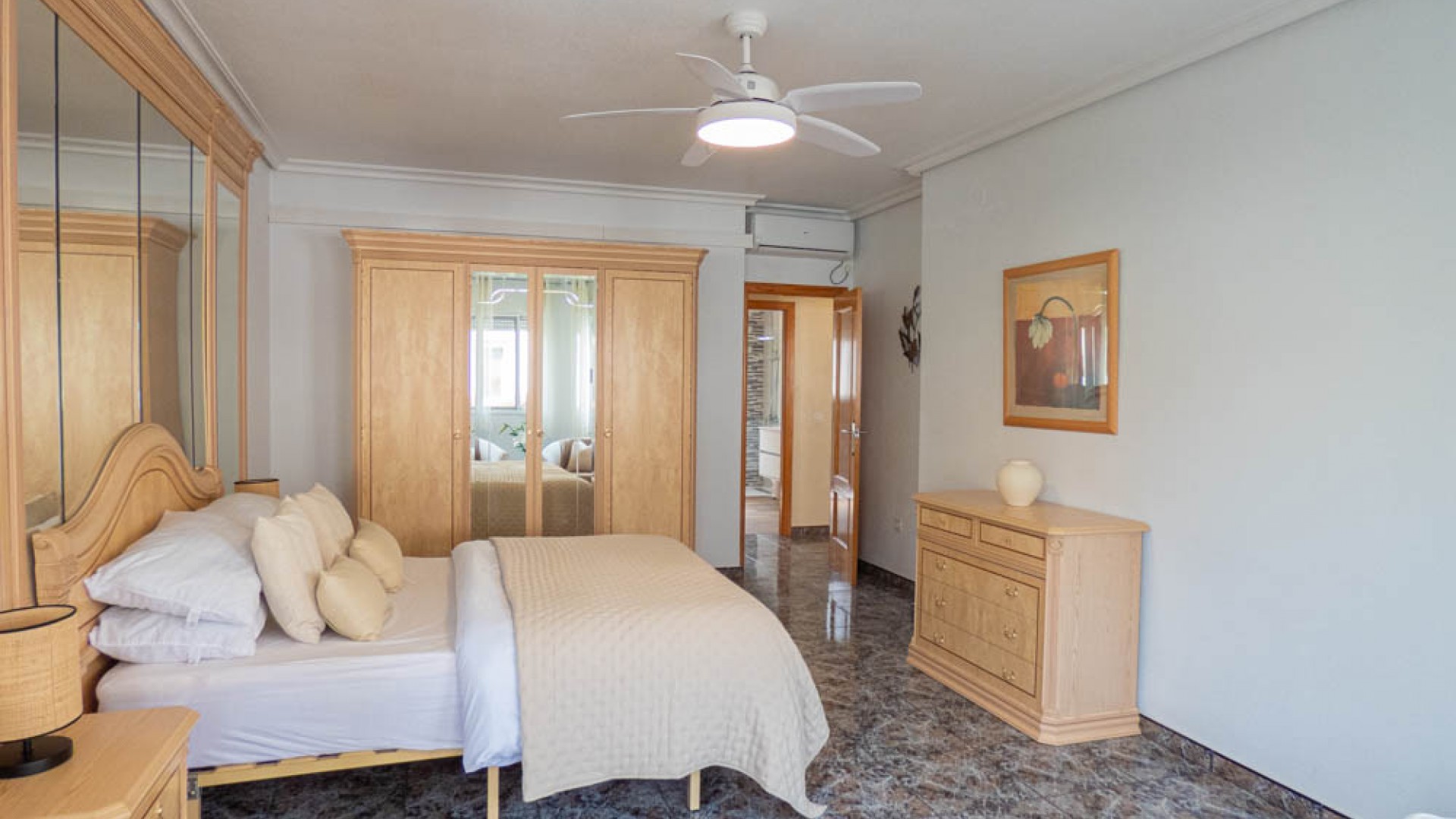 Resale - Freistehende Villa -
Orihuela - Benferri