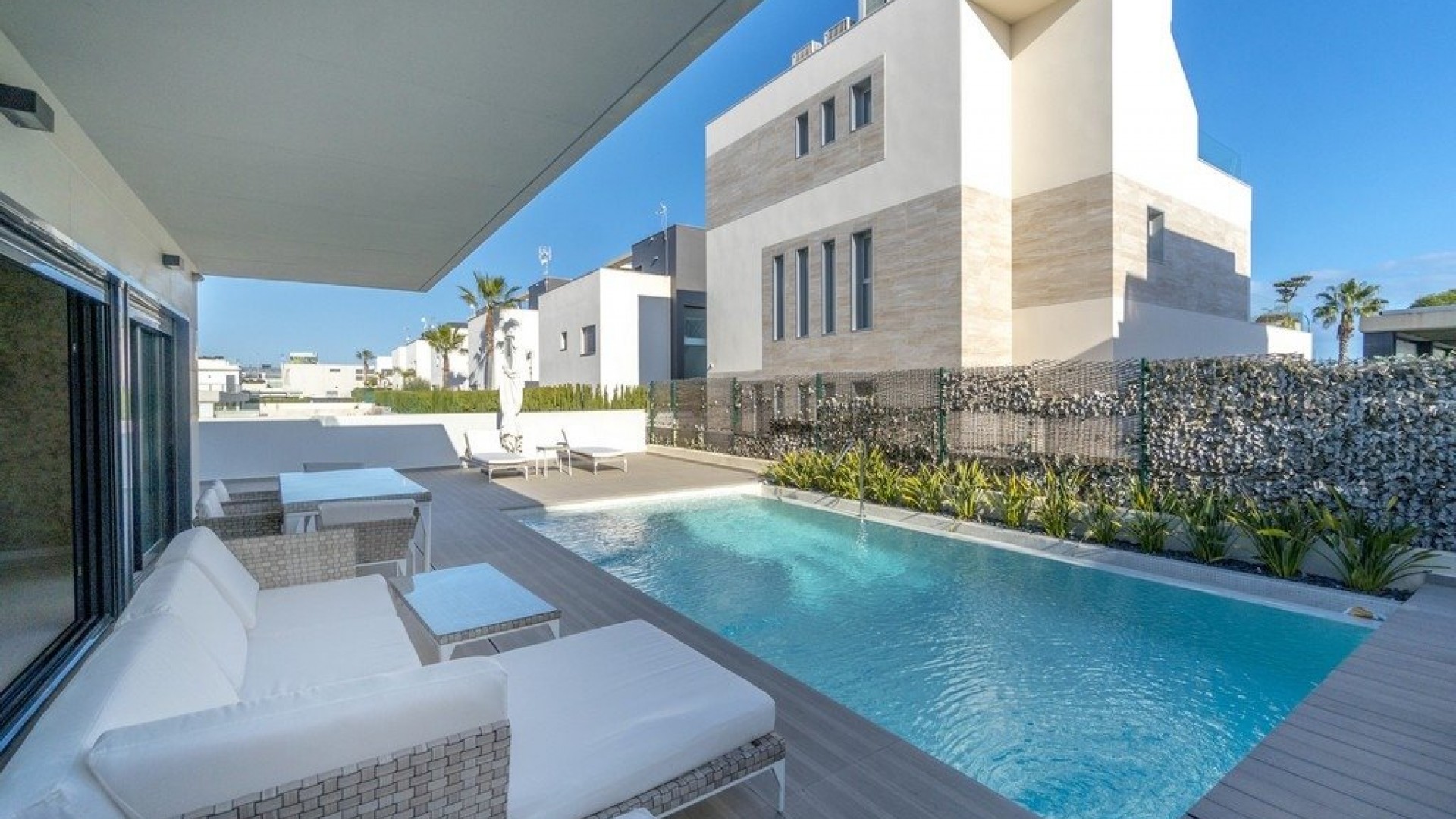 Resale - Freistehende Villa -
Orihuela Costa - Agua Marina