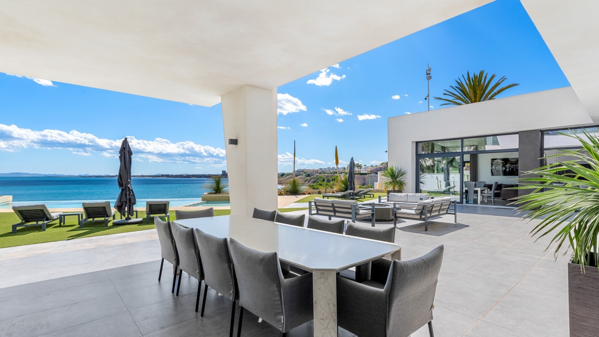 Resale - Freistehende Villa -
Orihuela Costa - Cabo Roig