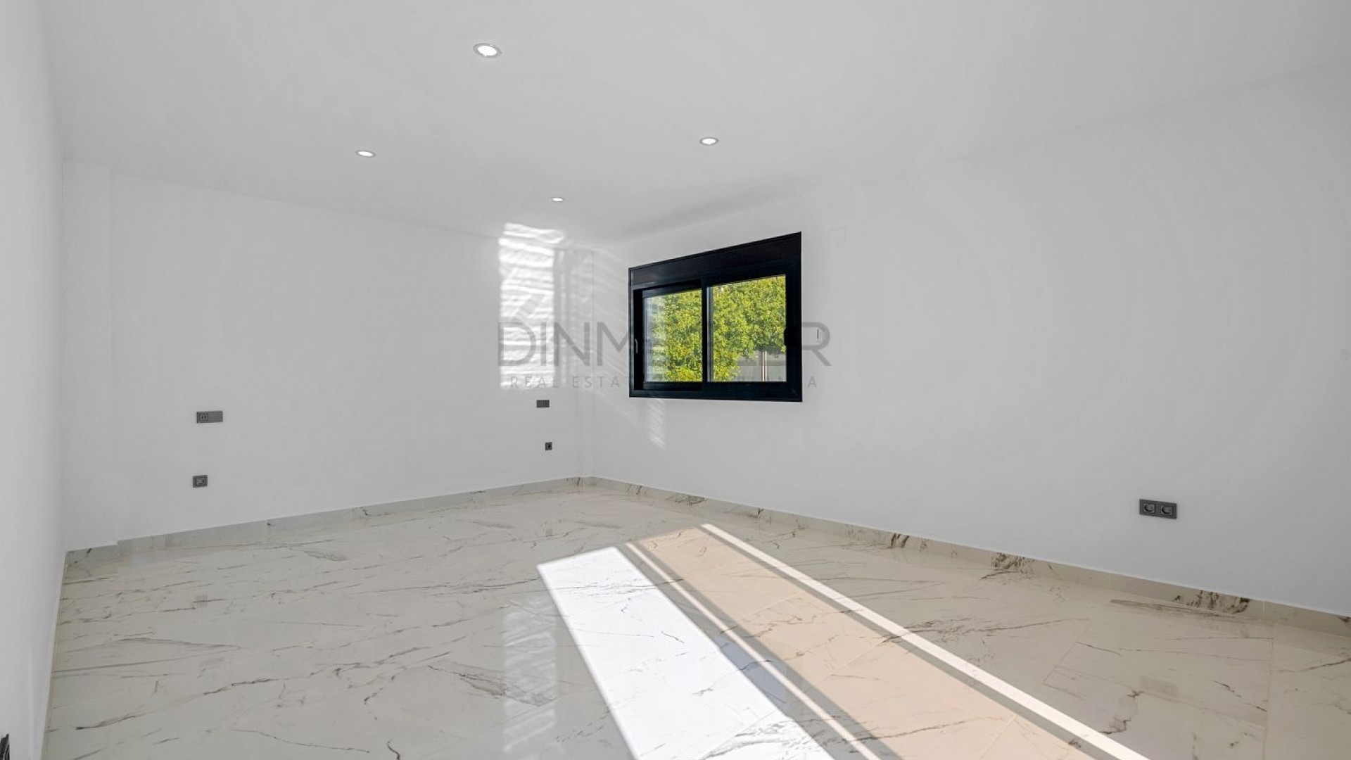 Resale - Freistehende Villa -
Orihuela Costa - Campoamor