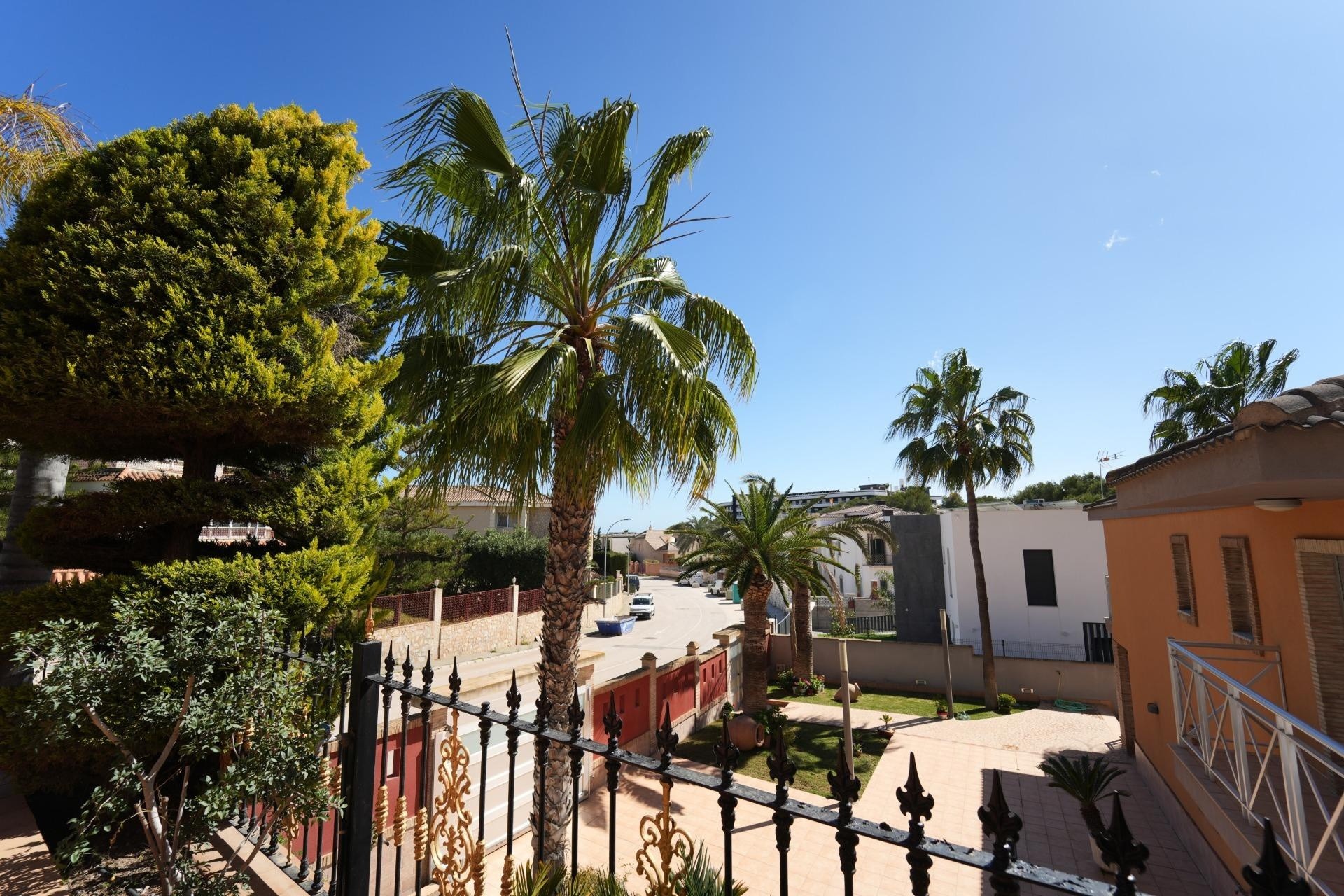 Resale - Freistehende Villa -
Orihuela Costa - Campoamor