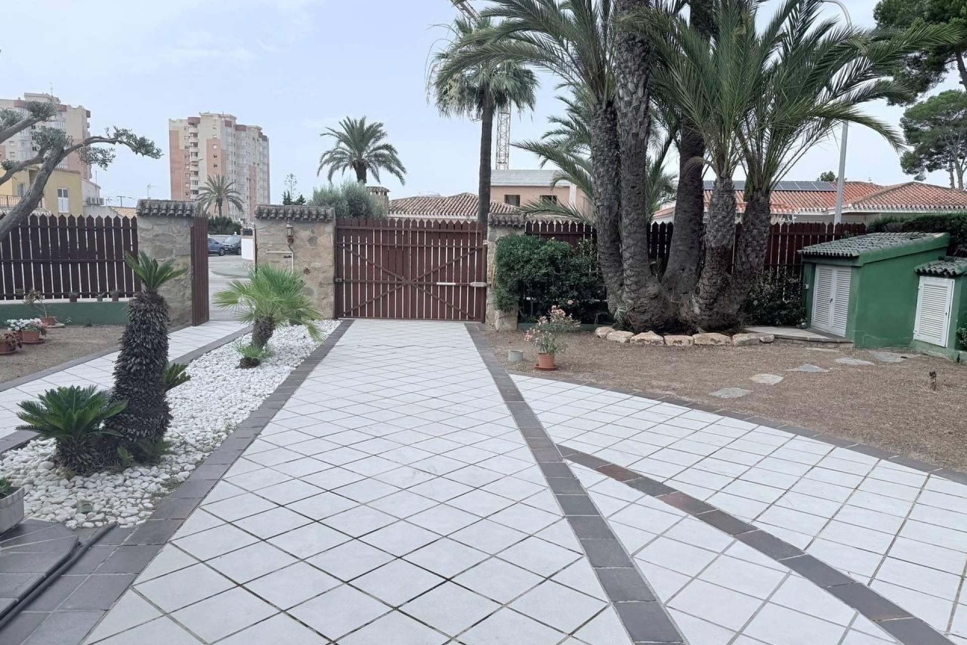 Resale - Freistehende Villa -
Orihuela Costa - Campoamor