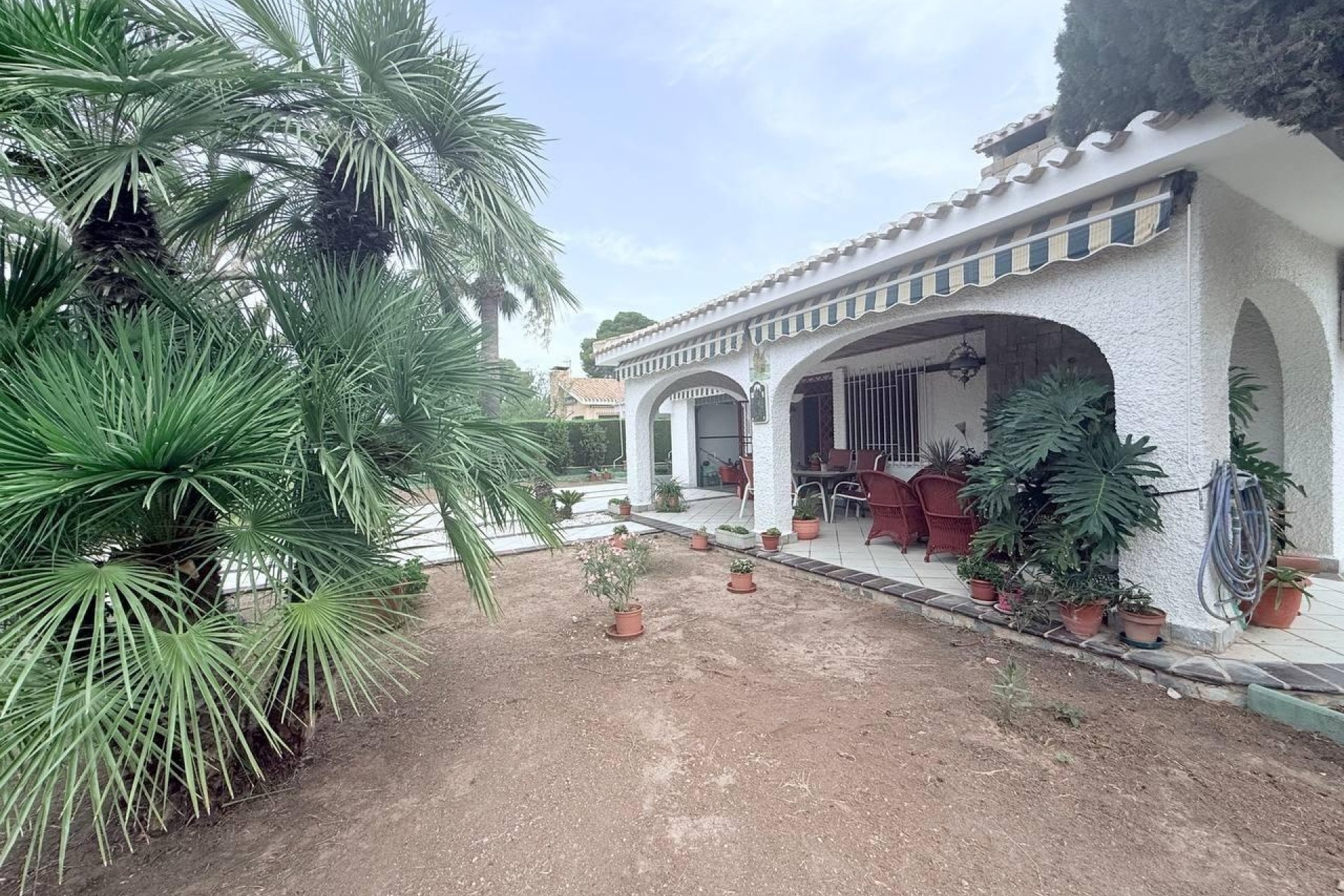 Resale - Freistehende Villa -
Orihuela Costa - Campoamor