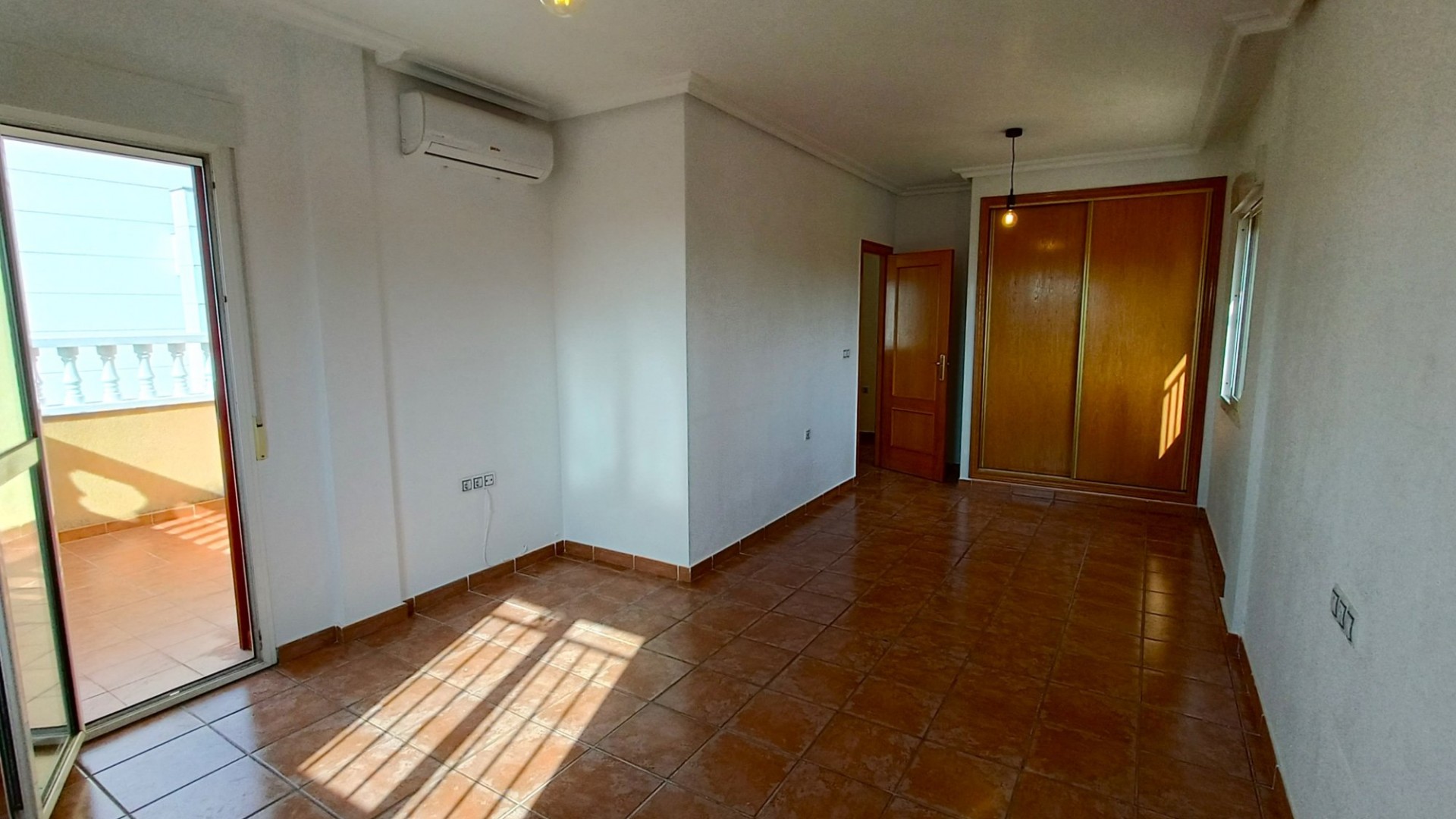 Resale - Freistehende Villa -
Orihuela Costa - Castillo de Don Juan