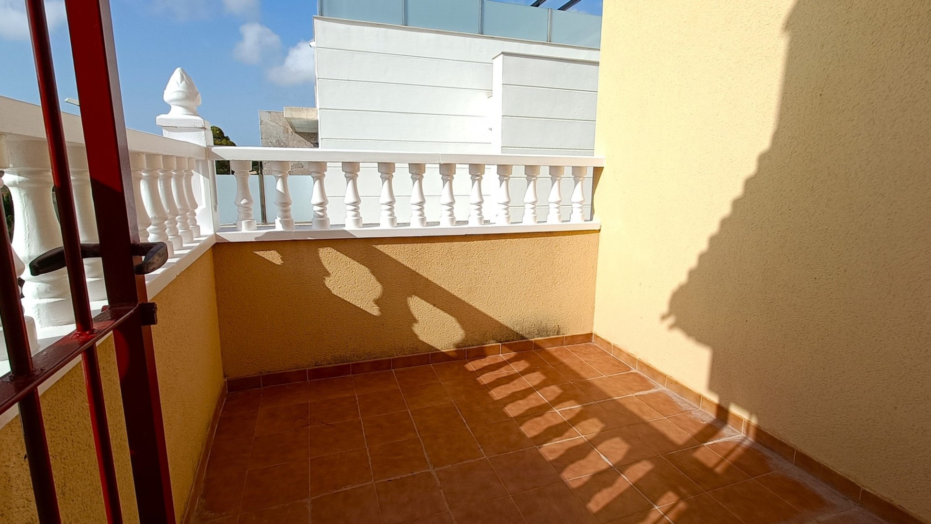 Resale - Freistehende Villa -
Orihuela Costa - Castillo de Don Juan