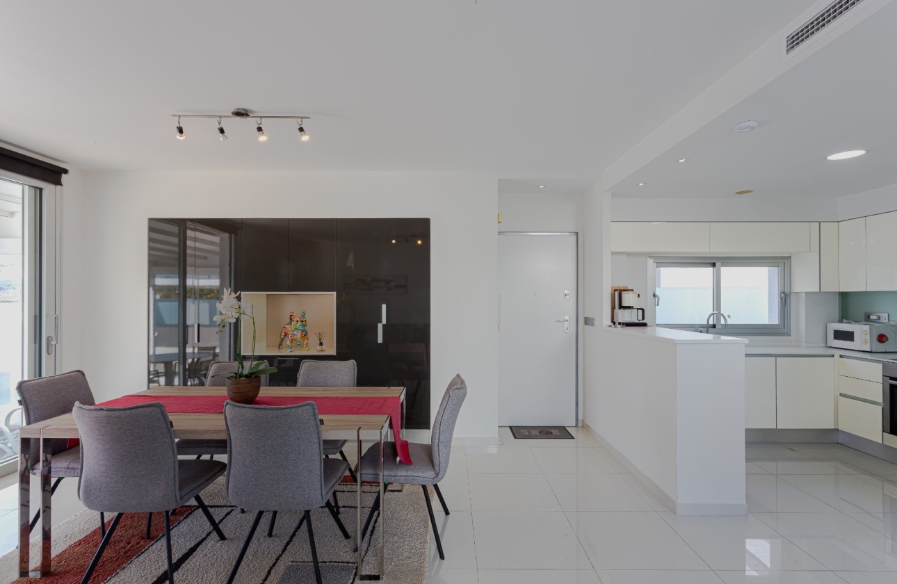 Resale - Freistehende Villa -
Orihuela Costa - Costa Blanca