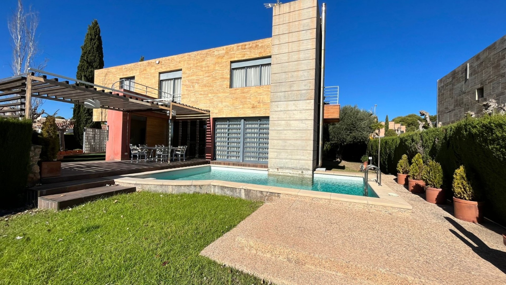 Resale - Freistehende Villa -
Orihuela Costa - Dehesa de Campoamor