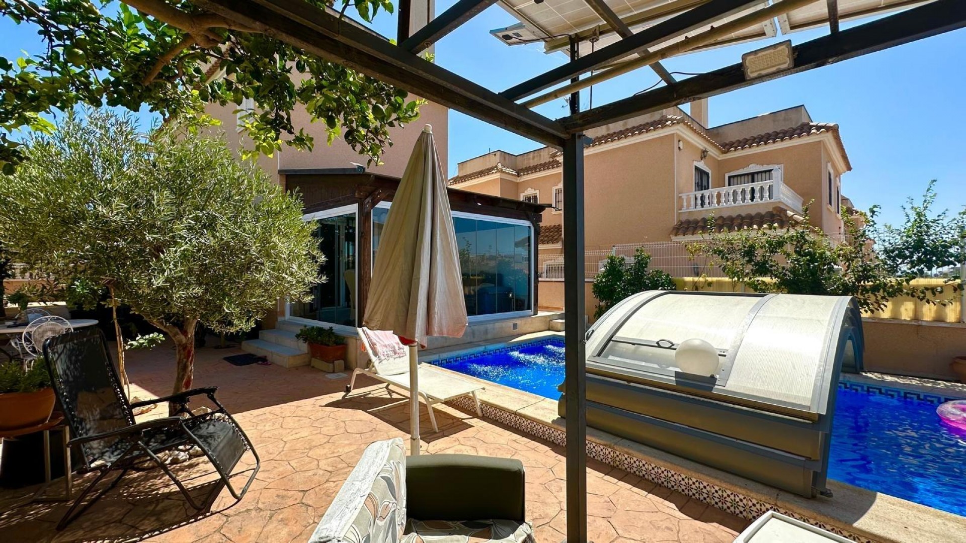 Resale - Freistehende Villa -
Orihuela Costa - La Regia