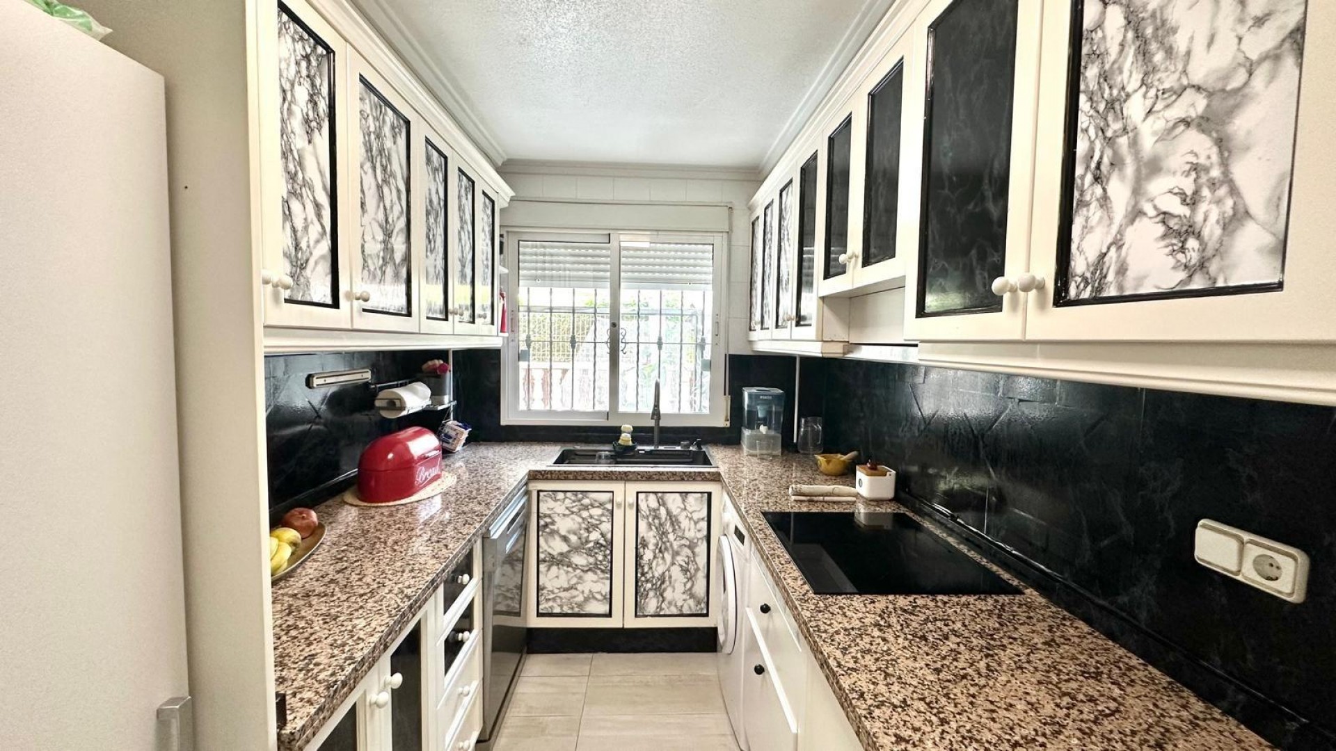 Resale - Freistehende Villa -
Orihuela Costa - La Regia