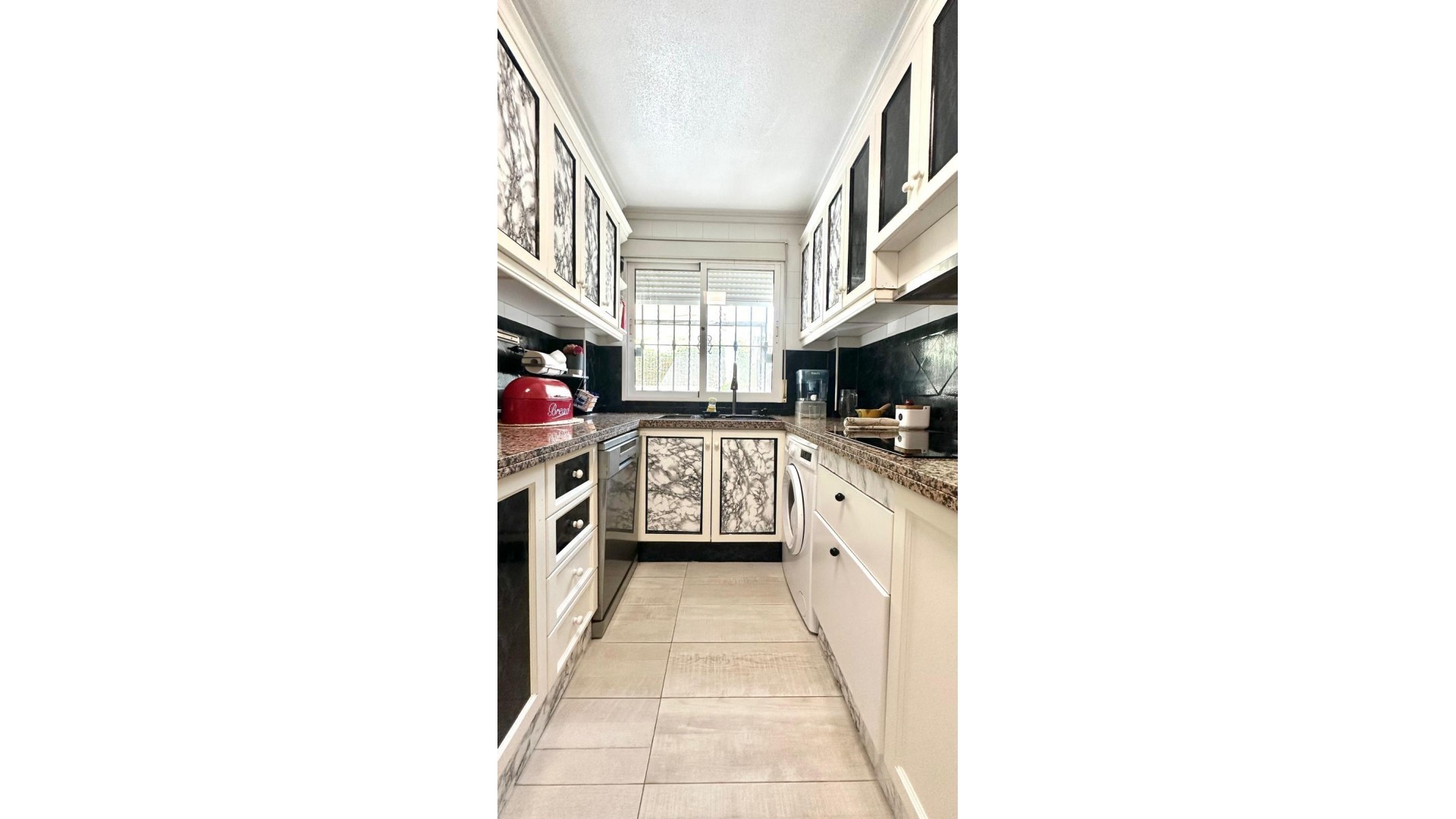 Resale - Freistehende Villa -
Orihuela Costa - La Regia