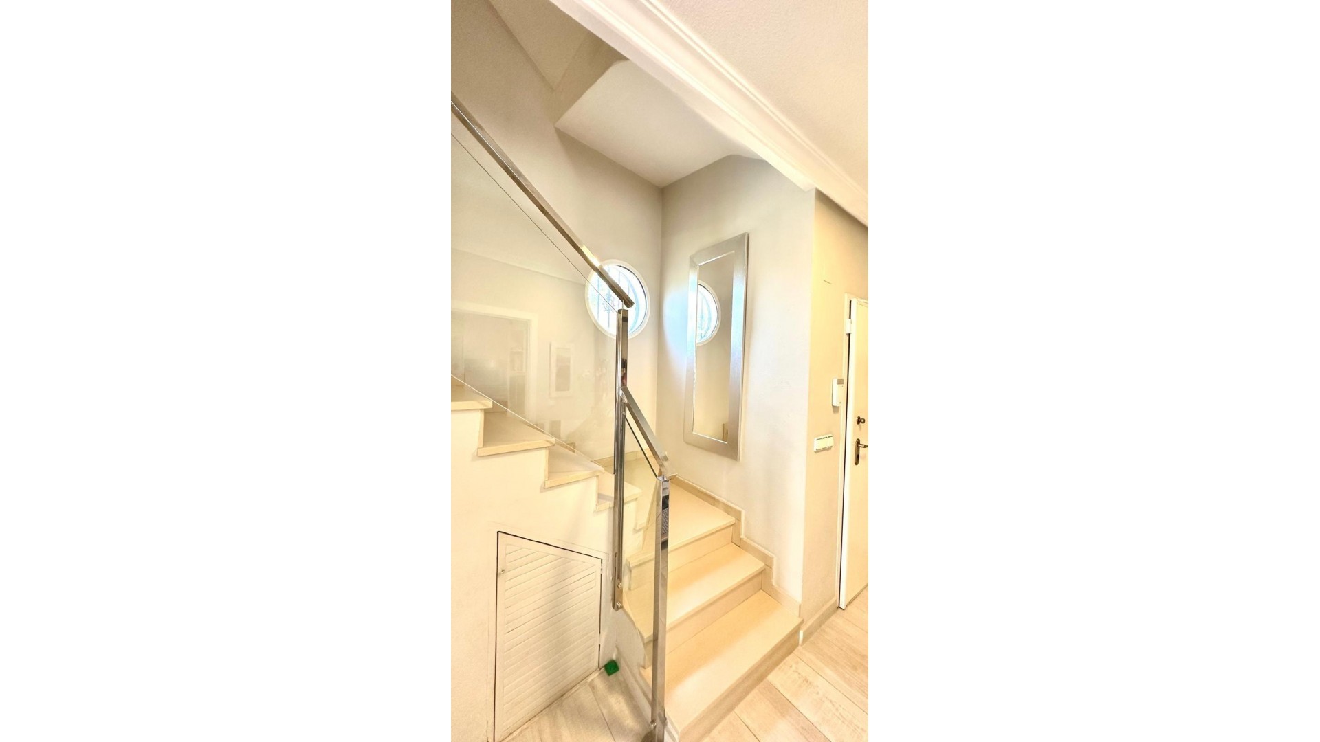 Resale - Freistehende Villa -
Orihuela Costa - La Regia