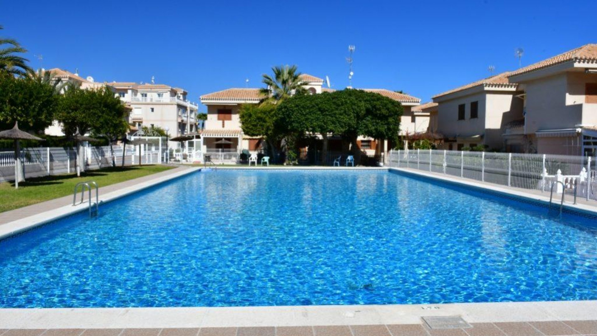 Resale - Freistehende Villa -
Orihuela Costa - La Zenia- Orihuela costa