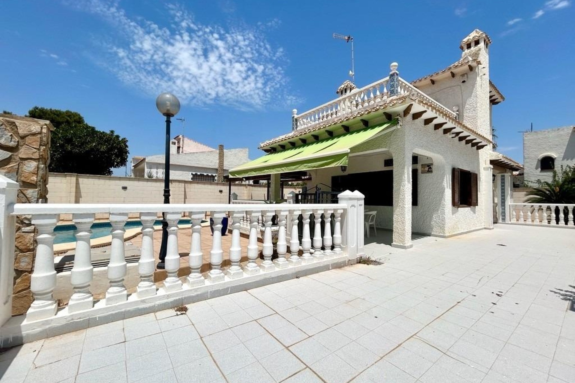 Resale - Freistehende Villa -
Orihuela Costa - La Zenia