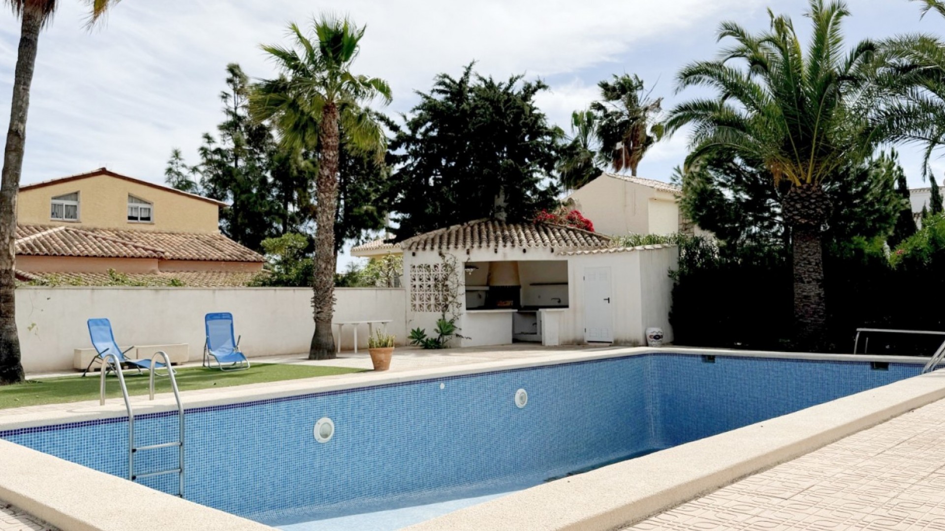 Resale - Freistehende Villa -
Orihuela Costa - La Zenia
