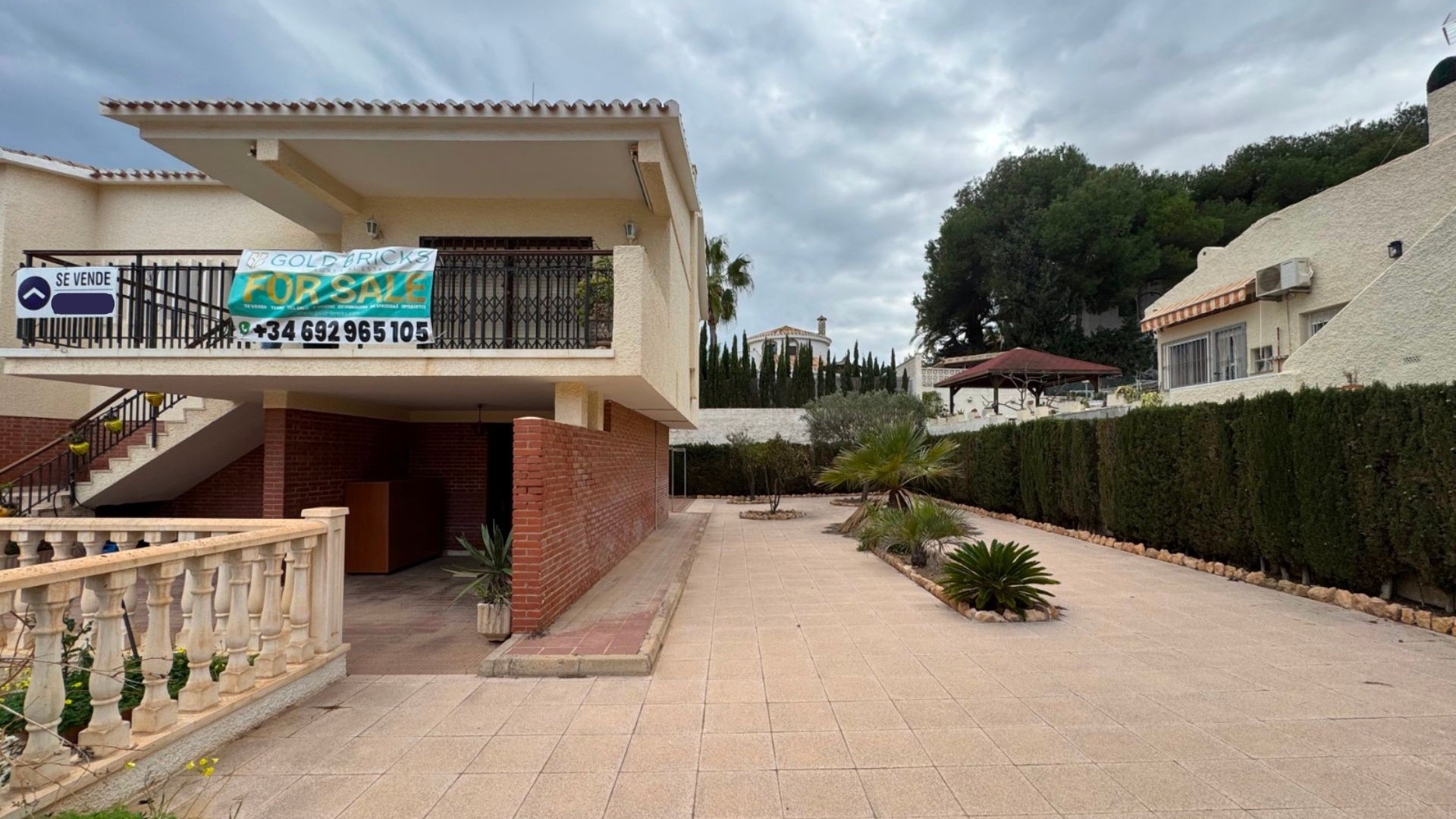 Resale - Freistehende Villa -
Orihuela Costa - La Zenia