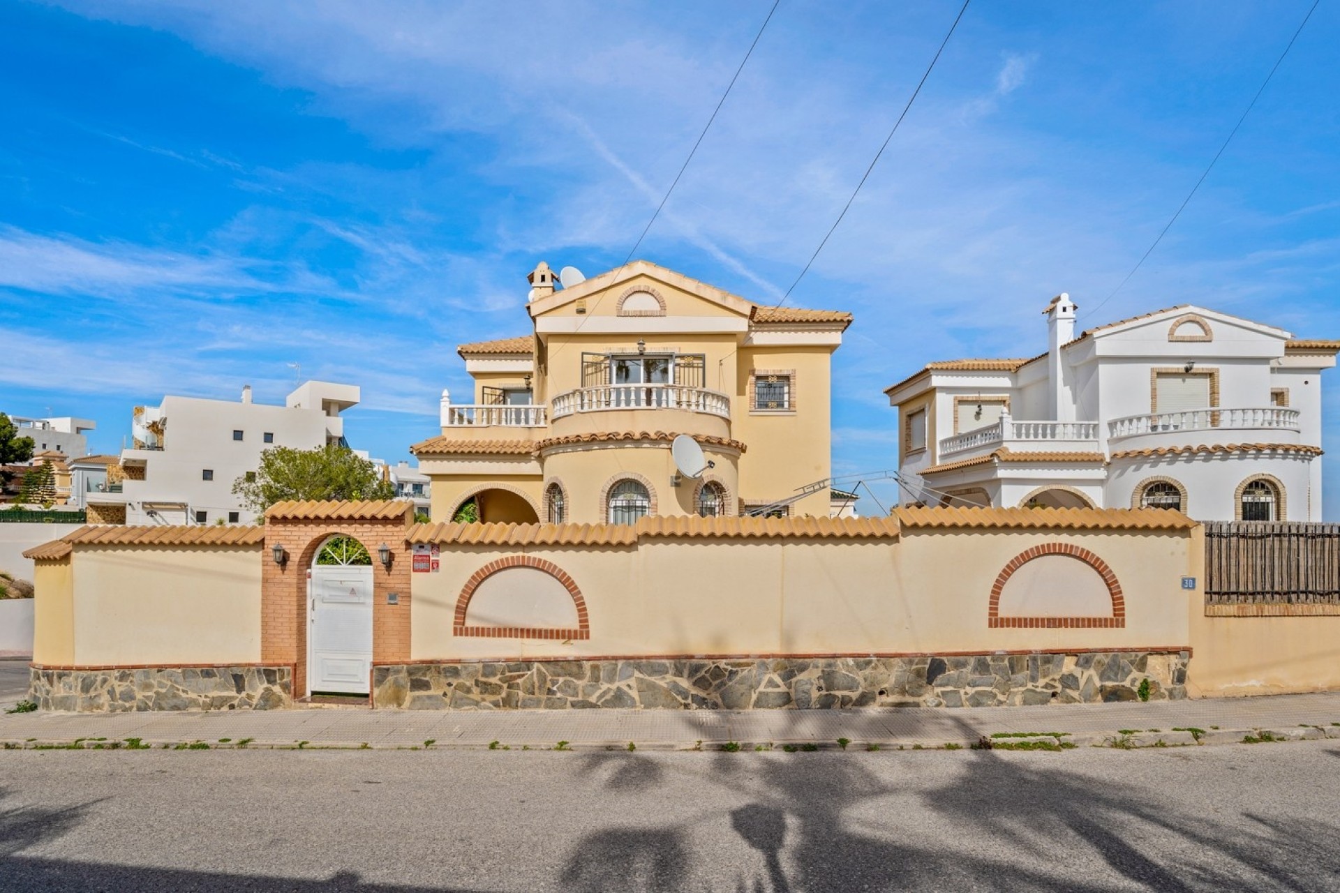 Resale - Freistehende Villa -
Orihuela Costa - Las Filipinas