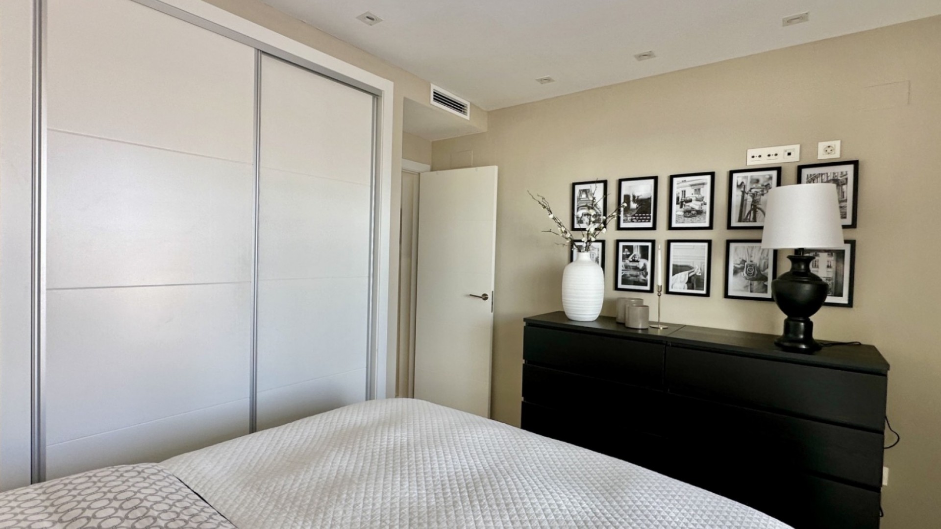 Resale - Freistehende Villa -
Orihuela Costa - Lomas de Cabo Roig