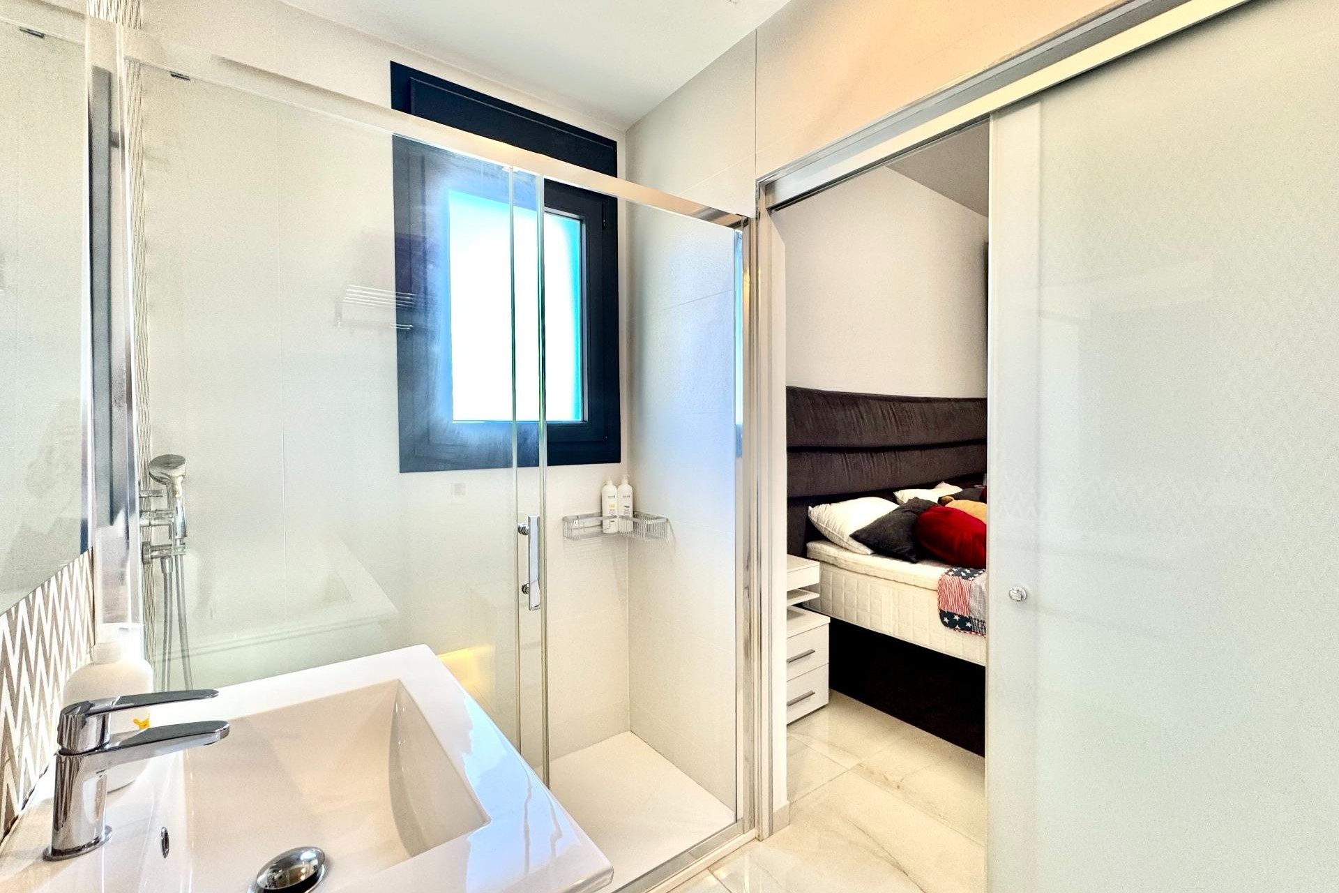 Resale - Freistehende Villa -
Orihuela Costa - Lomas de Cabo Roig