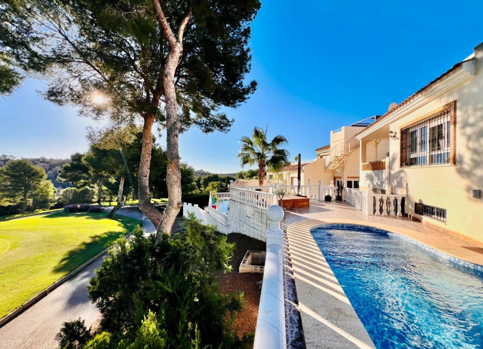 Resale - Freistehende Villa -
Orihuela Costa - Lomas de Campoamor-Las Ramblas