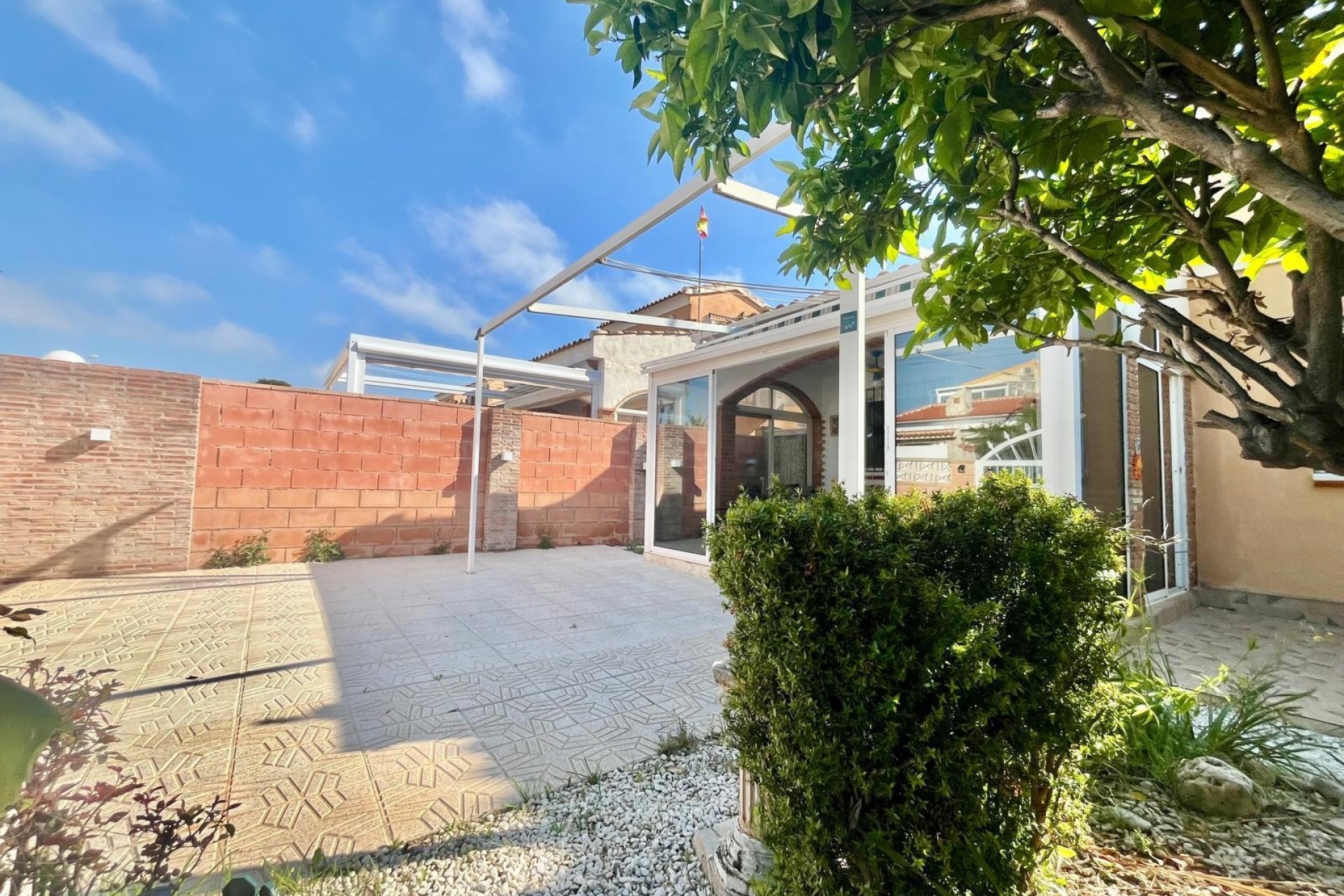 Resale - Freistehende Villa -
Orihuela Costa - Los Almendros-la Florida