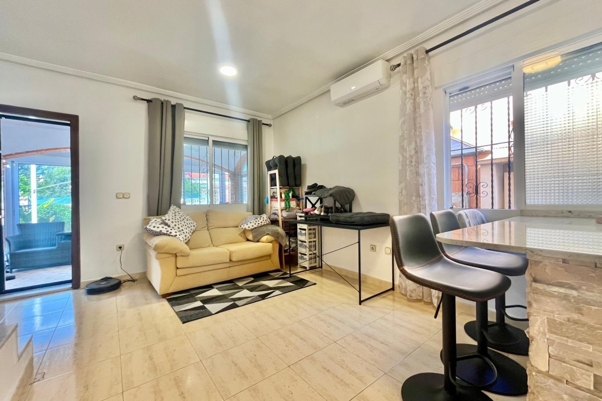 Resale - Freistehende Villa -
Orihuela Costa - Los Almendros-la Florida