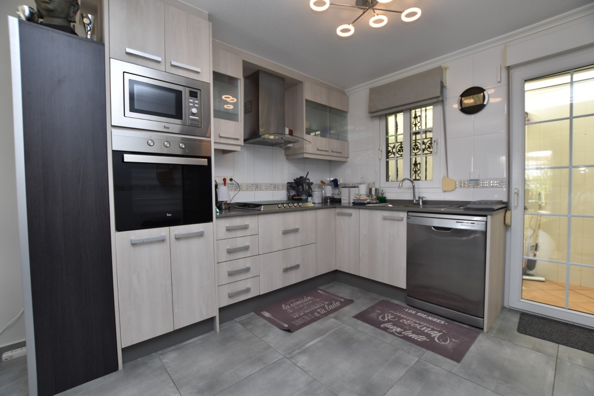 Resale - Freistehende Villa -
Orihuela Costa - Los Dolses