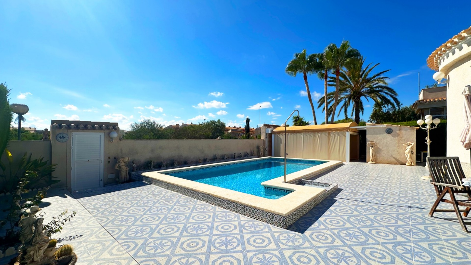 Resale - Freistehende Villa -
Orihuela Costa - Playa Flamenca