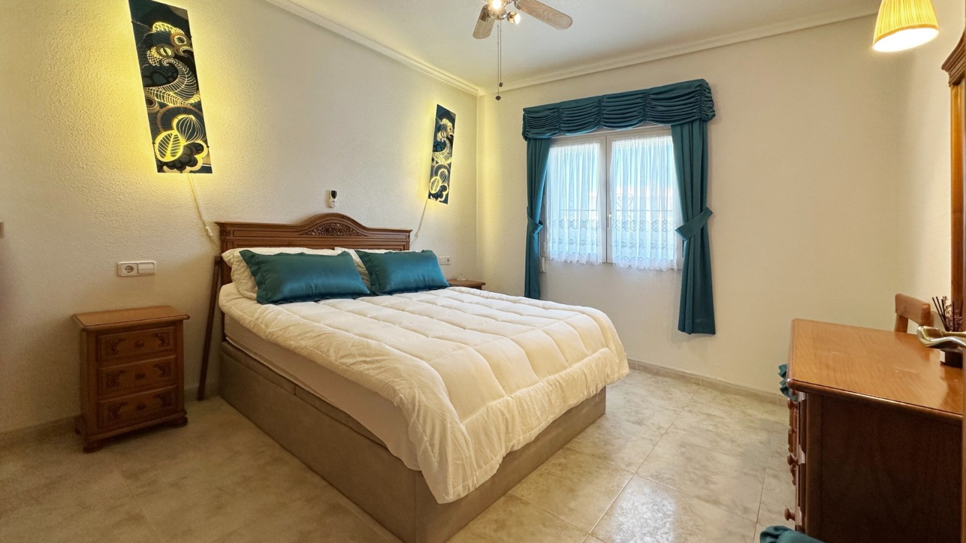 Resale - Freistehende Villa -
Orihuela Costa - Playa Flamenca