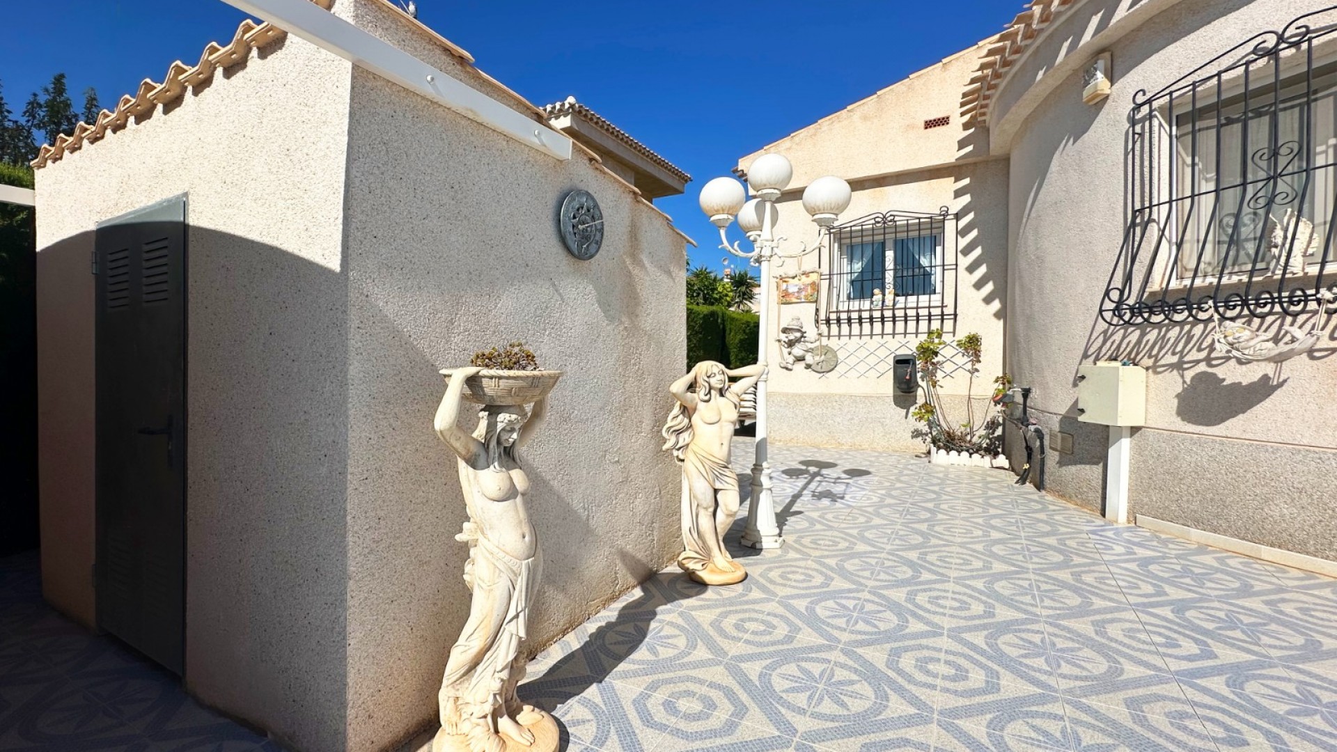 Resale - Freistehende Villa -
Orihuela Costa - Playa Flamenca