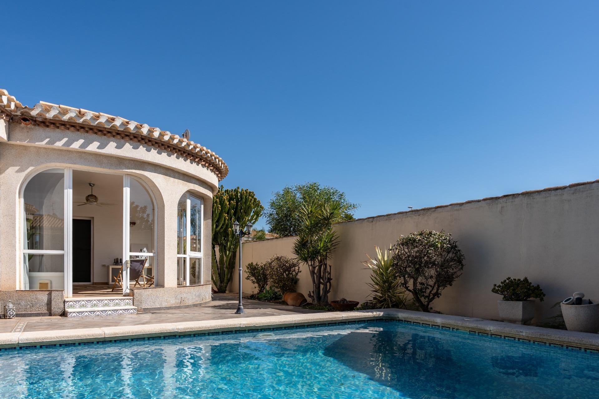 Resale - Freistehende Villa -
Orihuela Costa - Playa Flamenca