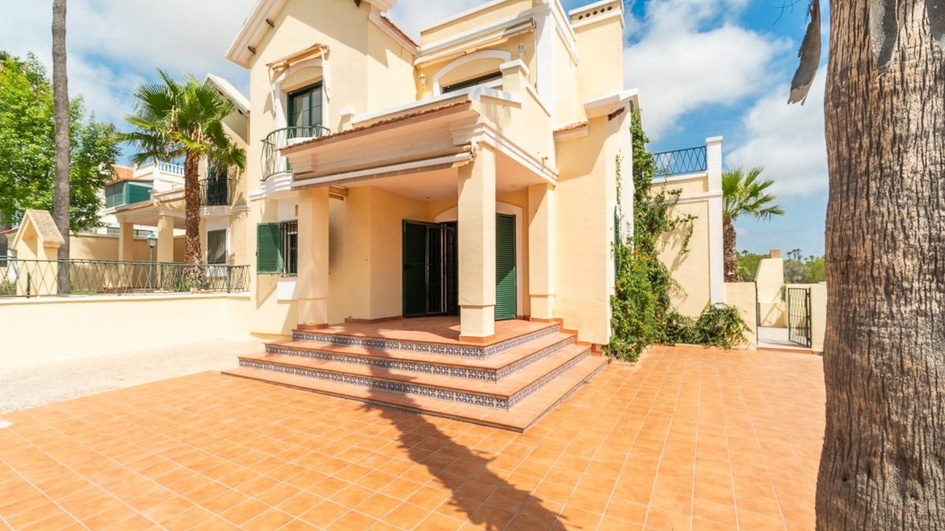 Resale - Freistehende Villa -
Orihuela Costa - Villamartín-Las Filipinas