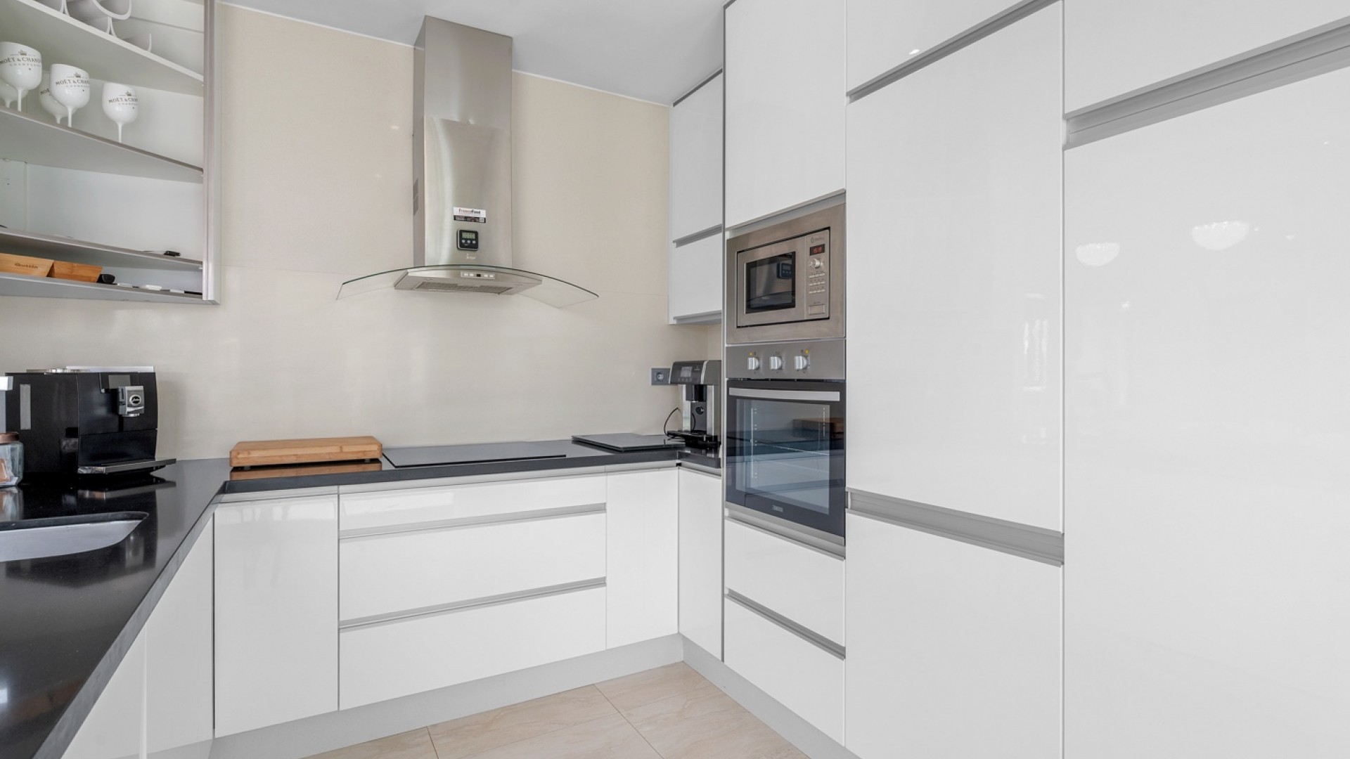 Resale - Freistehende Villa -
Orihuela Costa - Villamartín