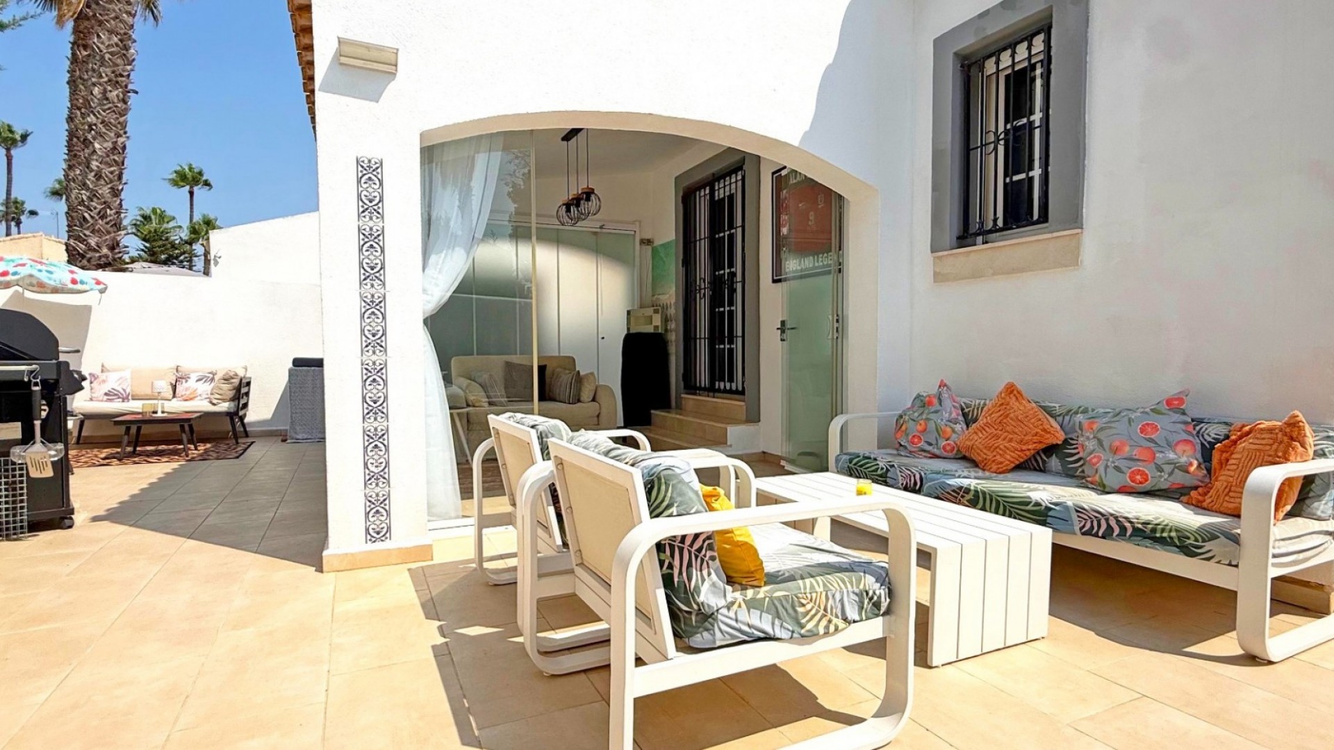 Resale - Freistehende Villa -
Orihuela Costa - Villamartín