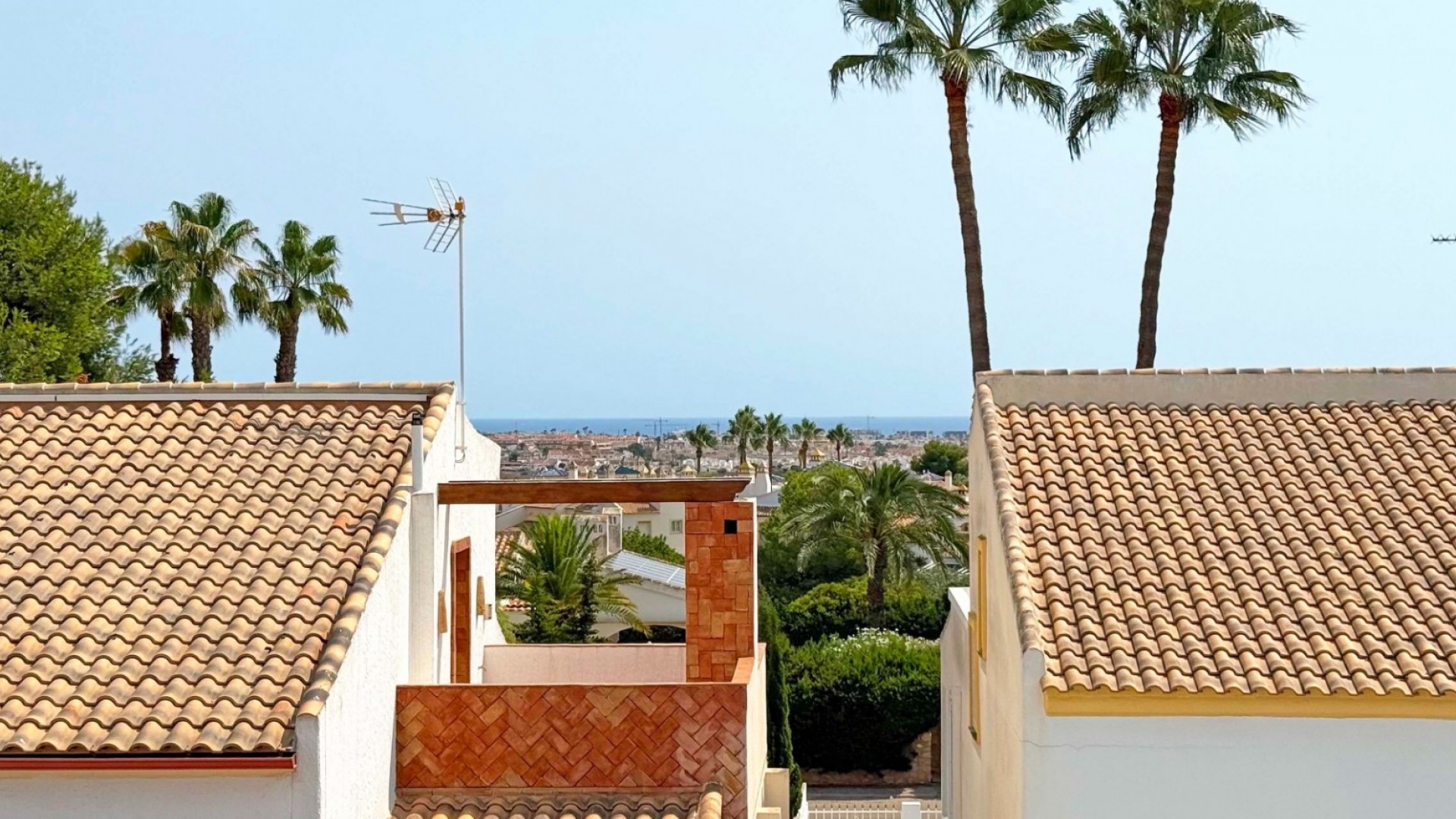 Resale - Freistehende Villa -
Orihuela Costa - Villamartín