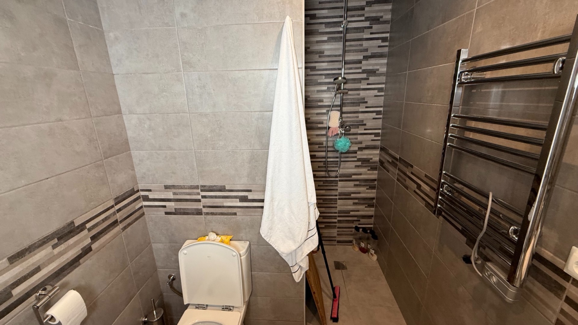 Resale - Freistehende Villa -
Orihuela Costa - Villamartín