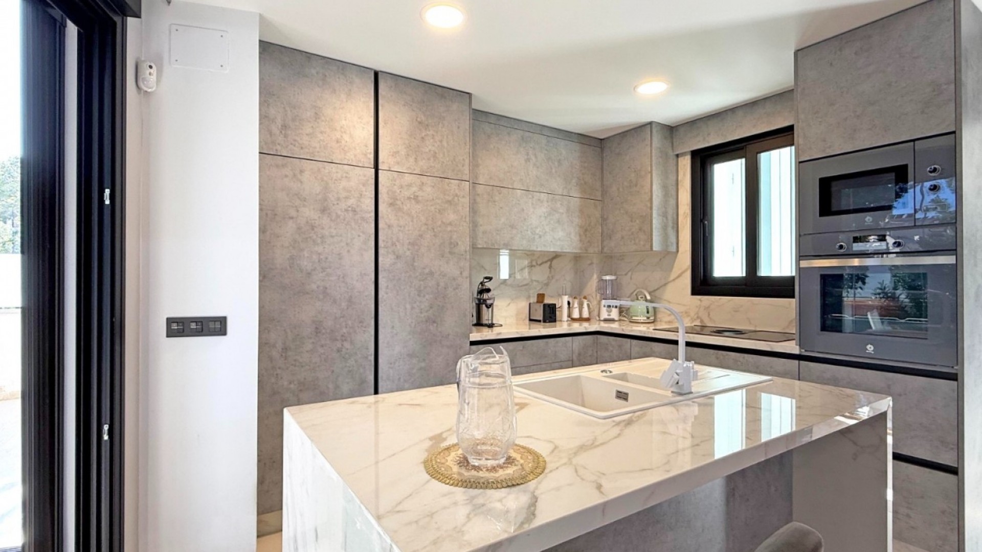 Resale - Freistehende Villa -
Orihuela Costa - Villamartín