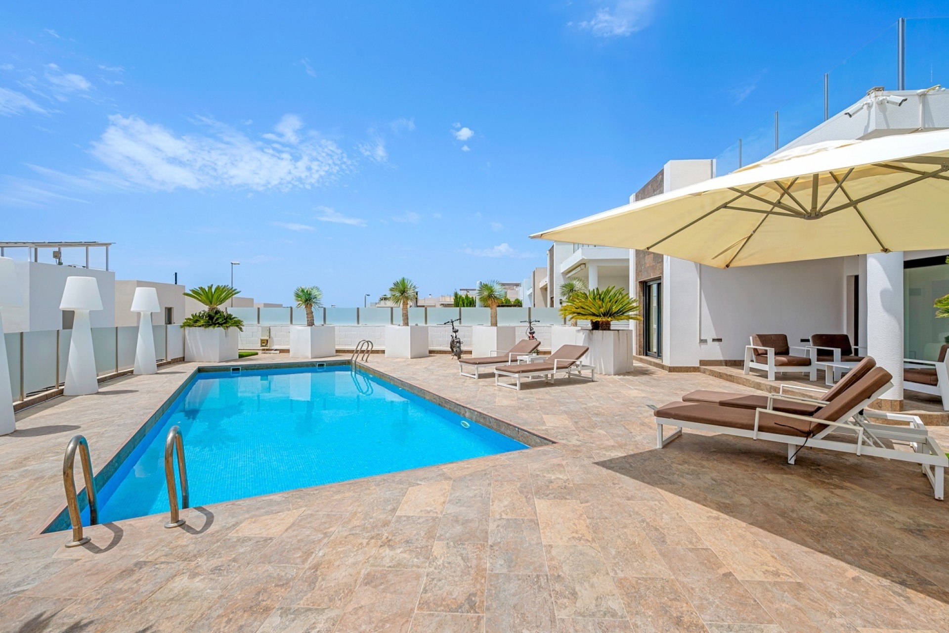 Resale - Freistehende Villa -
Orihuela Costa - Villamartín