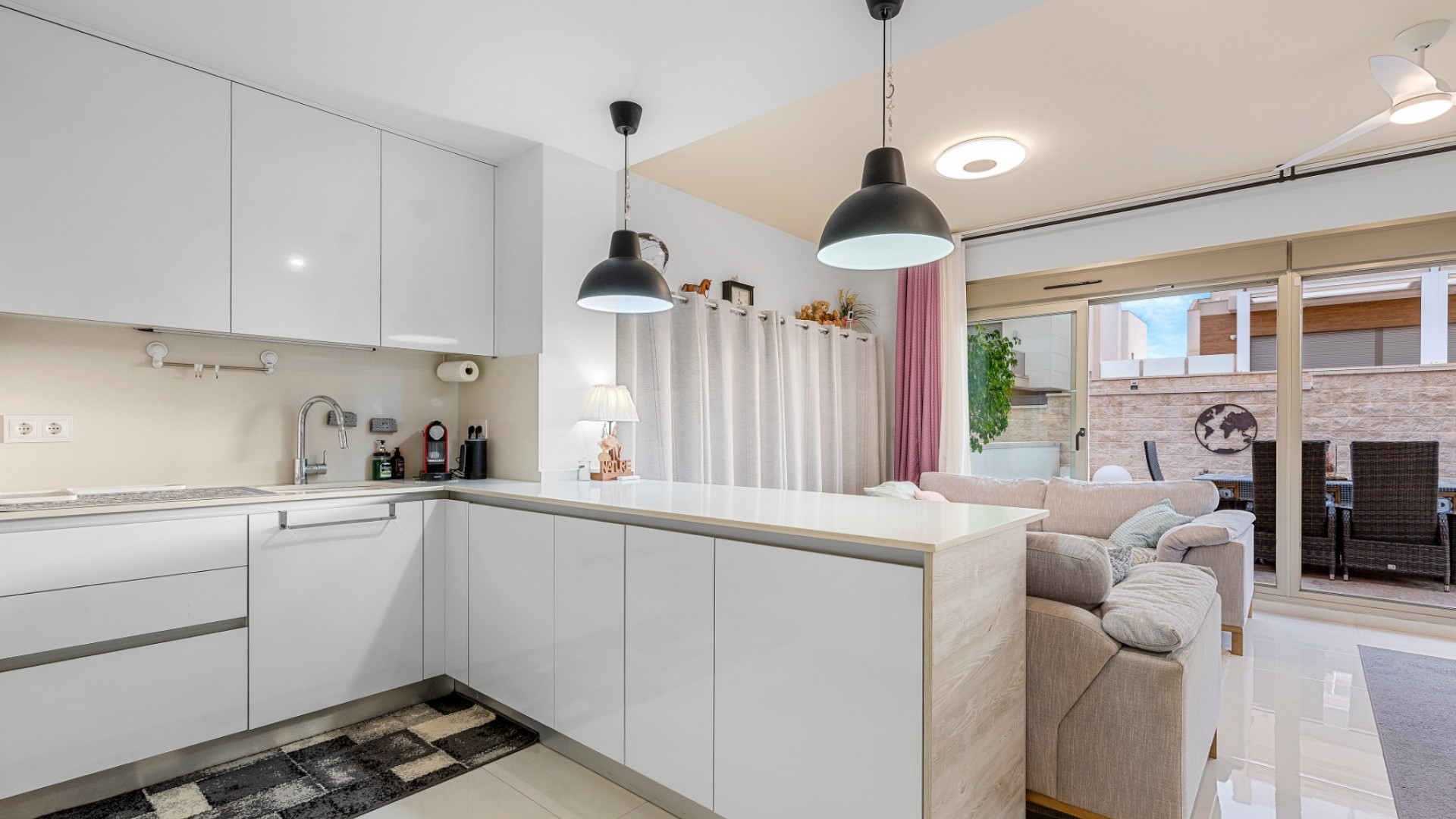 Resale - Freistehende Villa -
Orihuela Costa - Villamartín