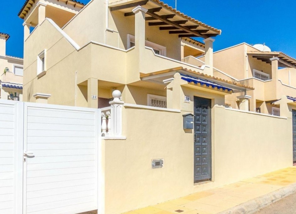 Resale - Freistehende Villa -
Orihuela Costa - Villamartín