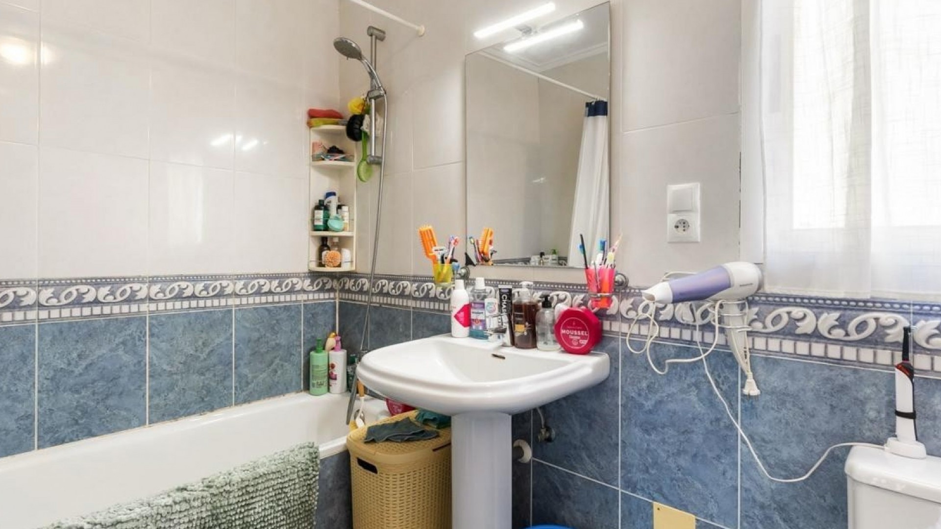 Resale - Freistehende Villa -
Orihuela Costa - Villamartín