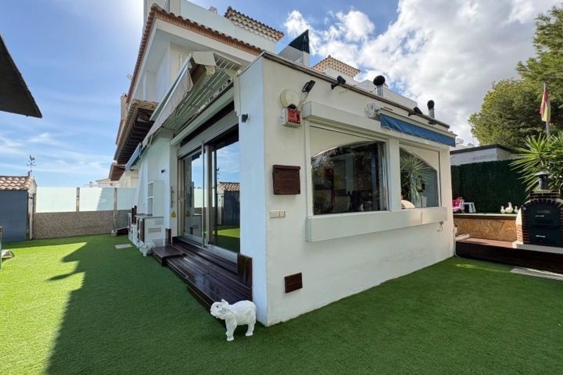 Resale - Freistehende Villa -
Orihuela Costa