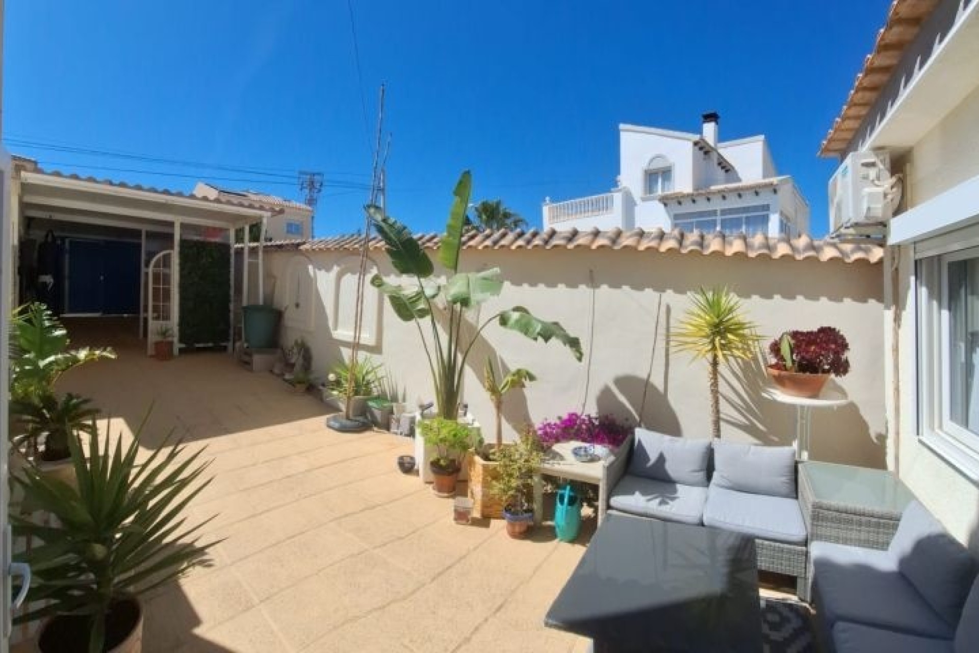 Resale - Freistehende Villa -
Orihuela Costa