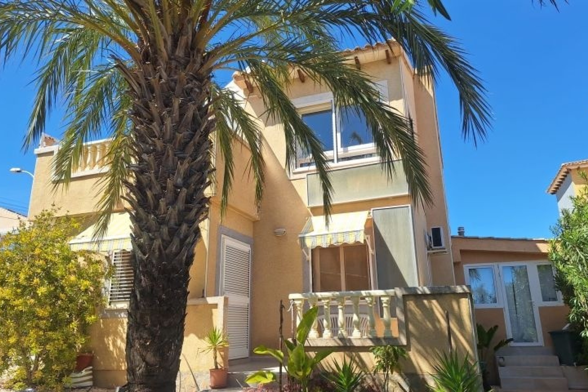 Resale - Freistehende Villa -
Orihuela Costa