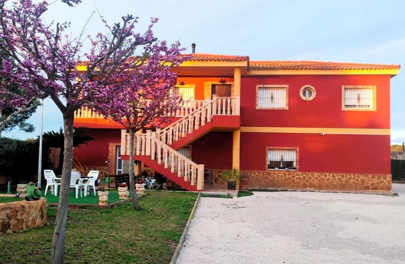 Resale - Freistehende Villa -
Orihuela - Desamparados-hurchillo-torremendo