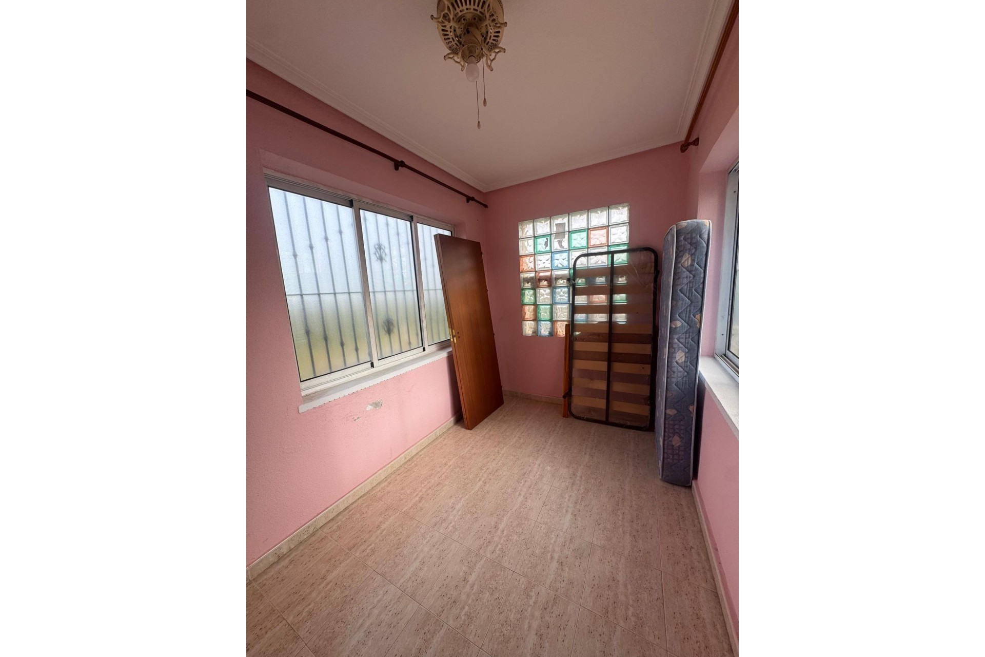 Resale - Freistehende Villa -
Orihuela - La Campaneta